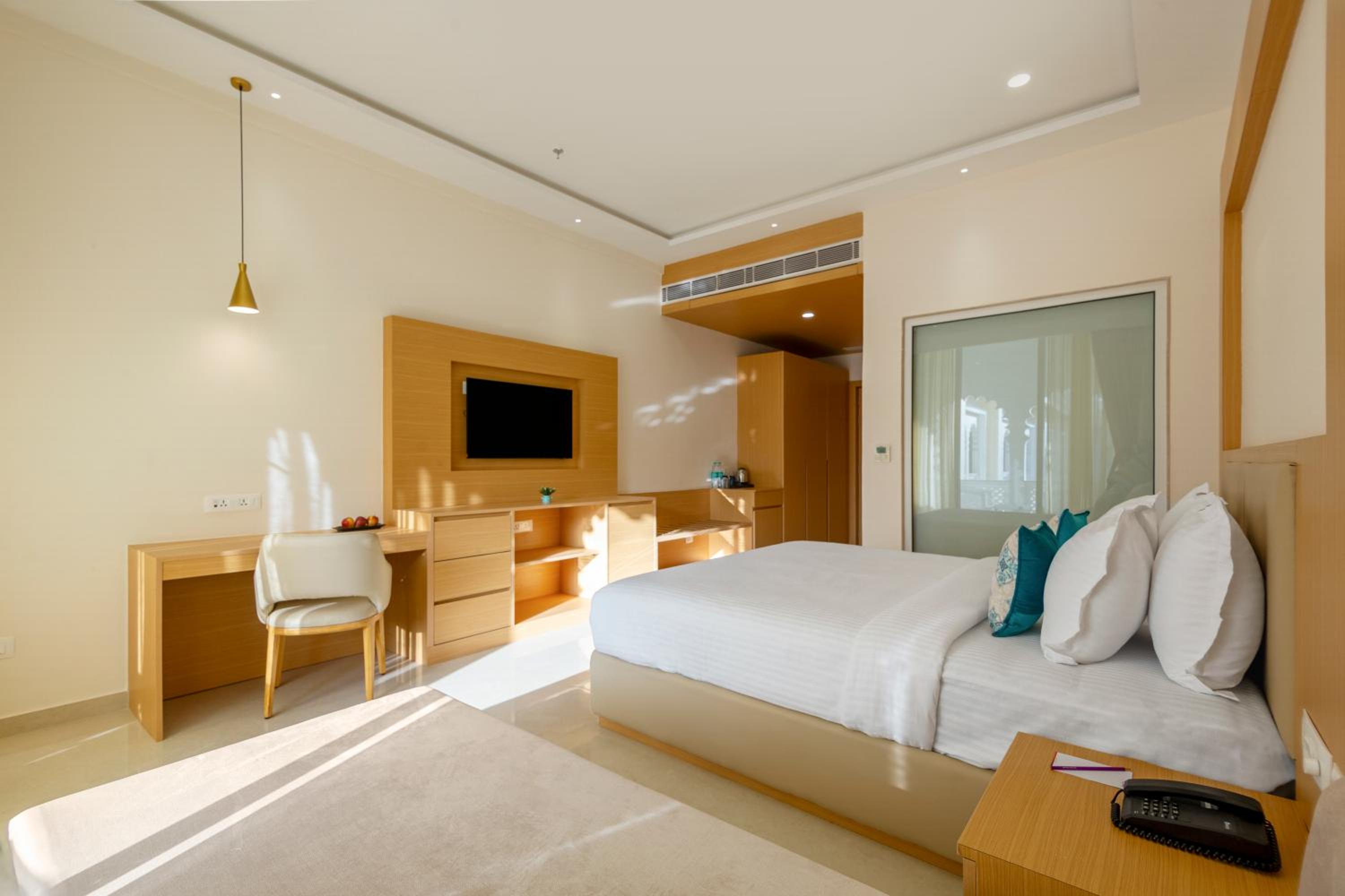 Family Room - Photo 14