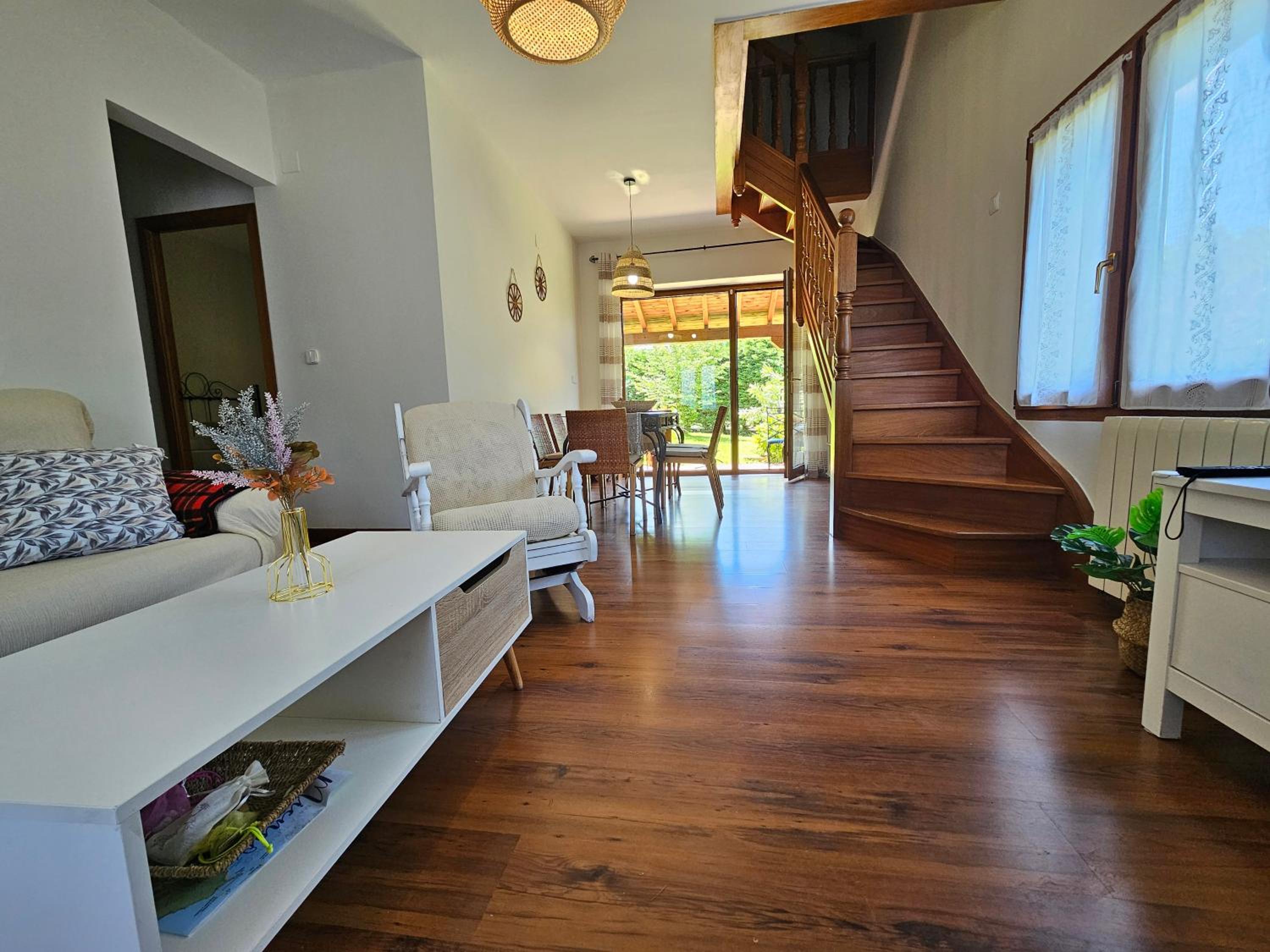 Casa de cuatro habitaciones