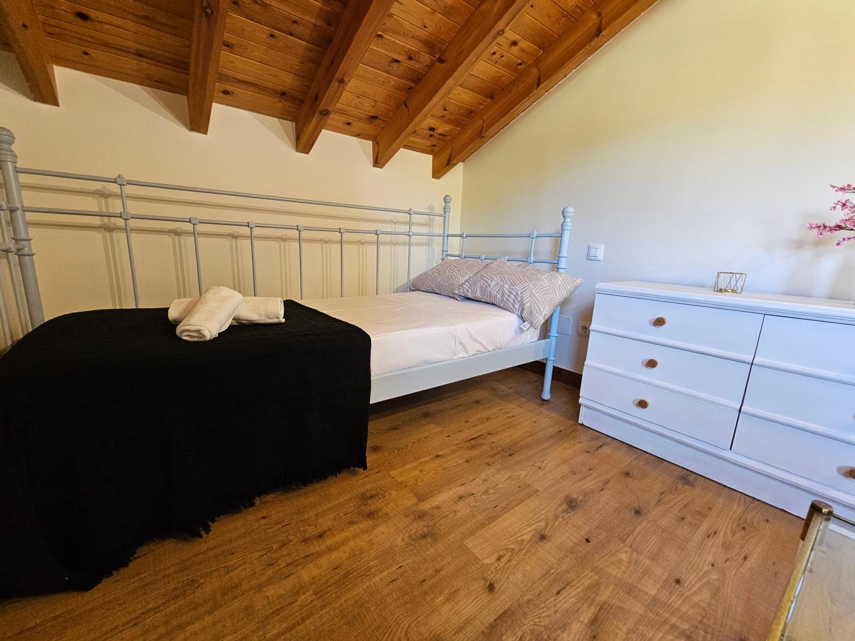 Four-Bedroom House photo 2