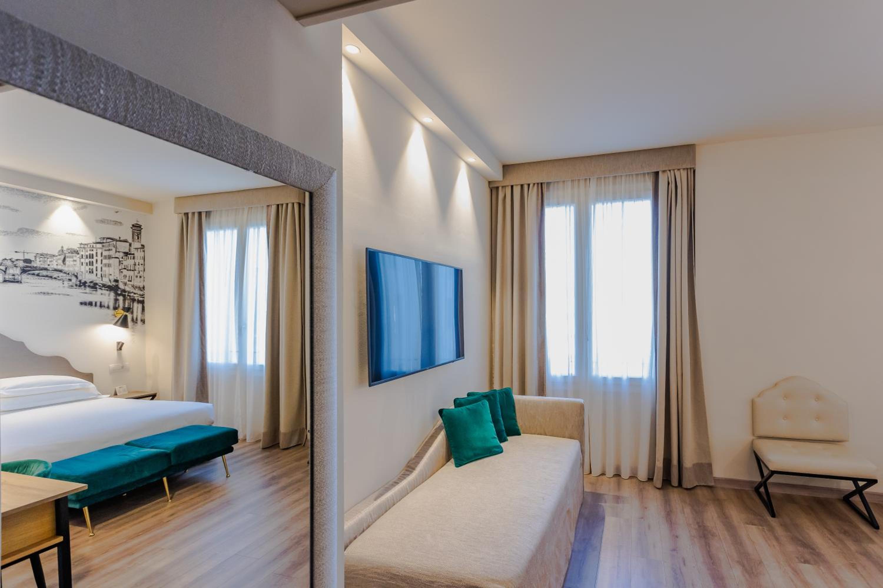 Junior Suite thumbnail 6