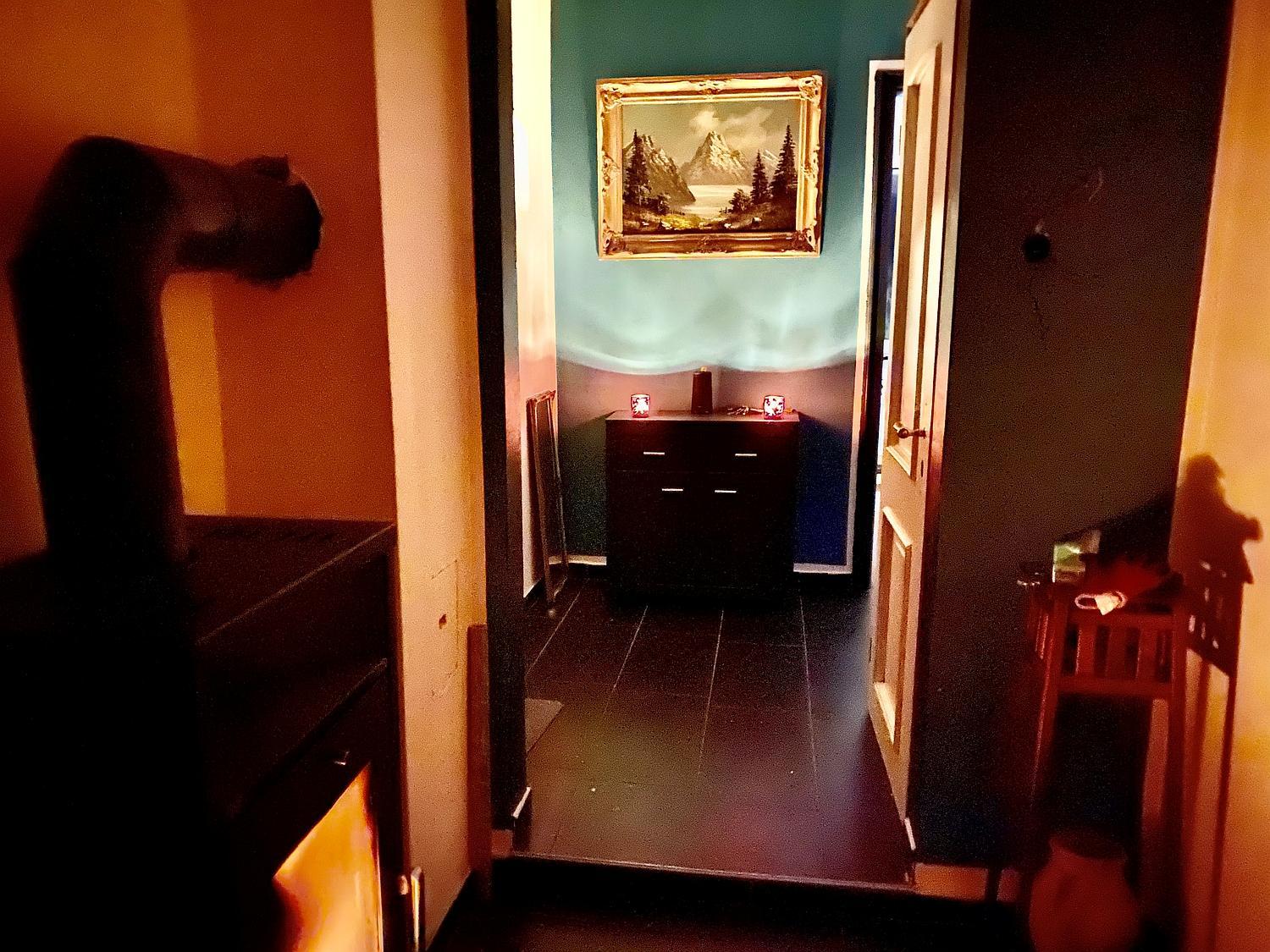 One-Bedroom House photo 1