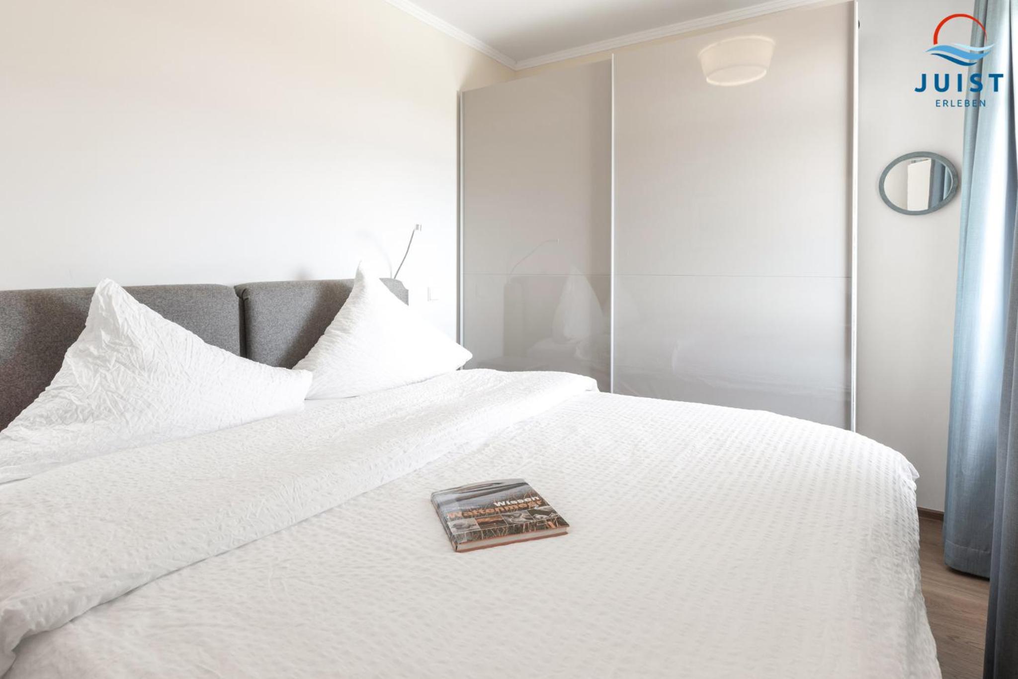 Apartment with Sea View photo 3
