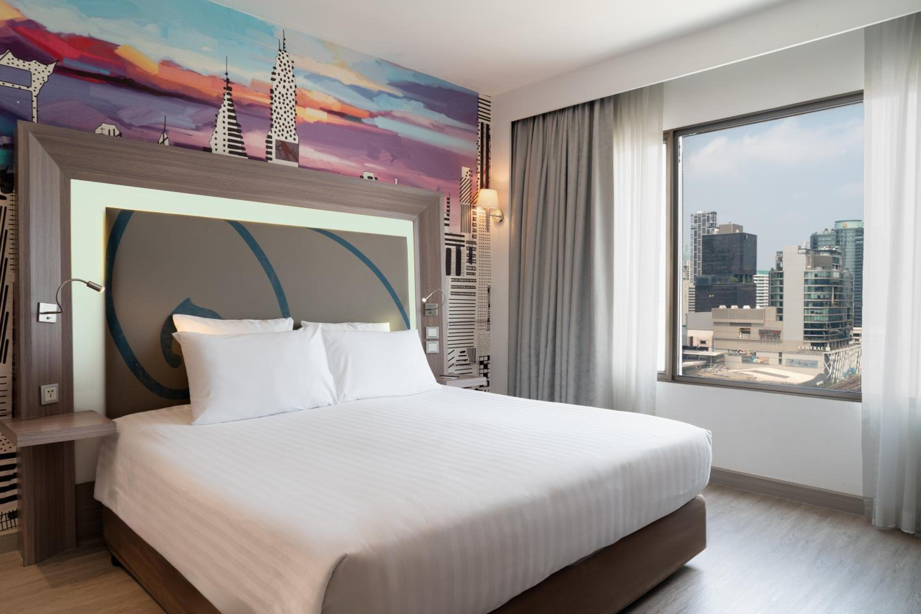 One Bedroom King Suite