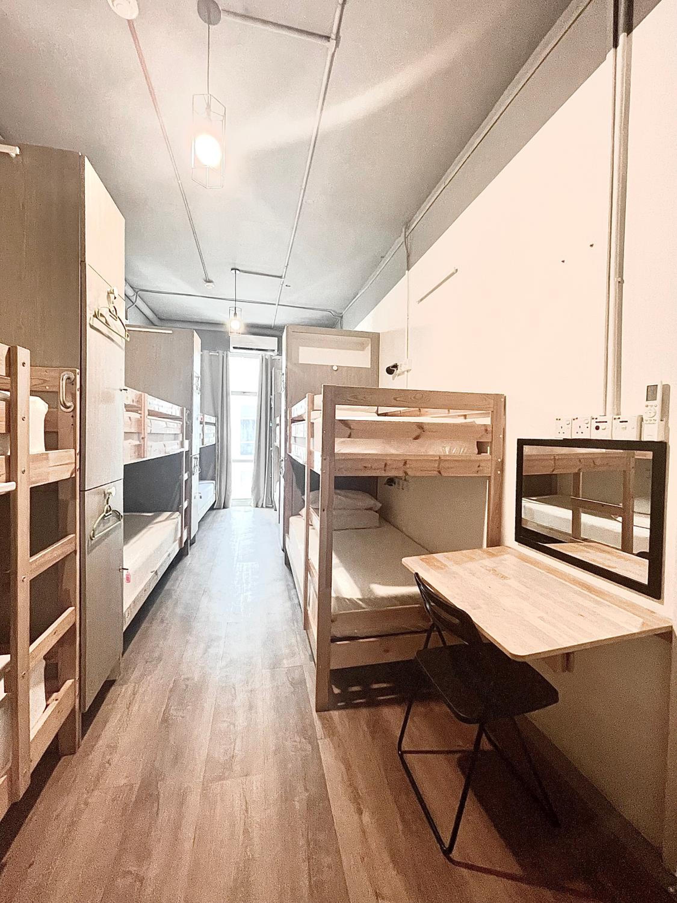 Bed in 10-Bed Mixed Dormitory Room photo 3