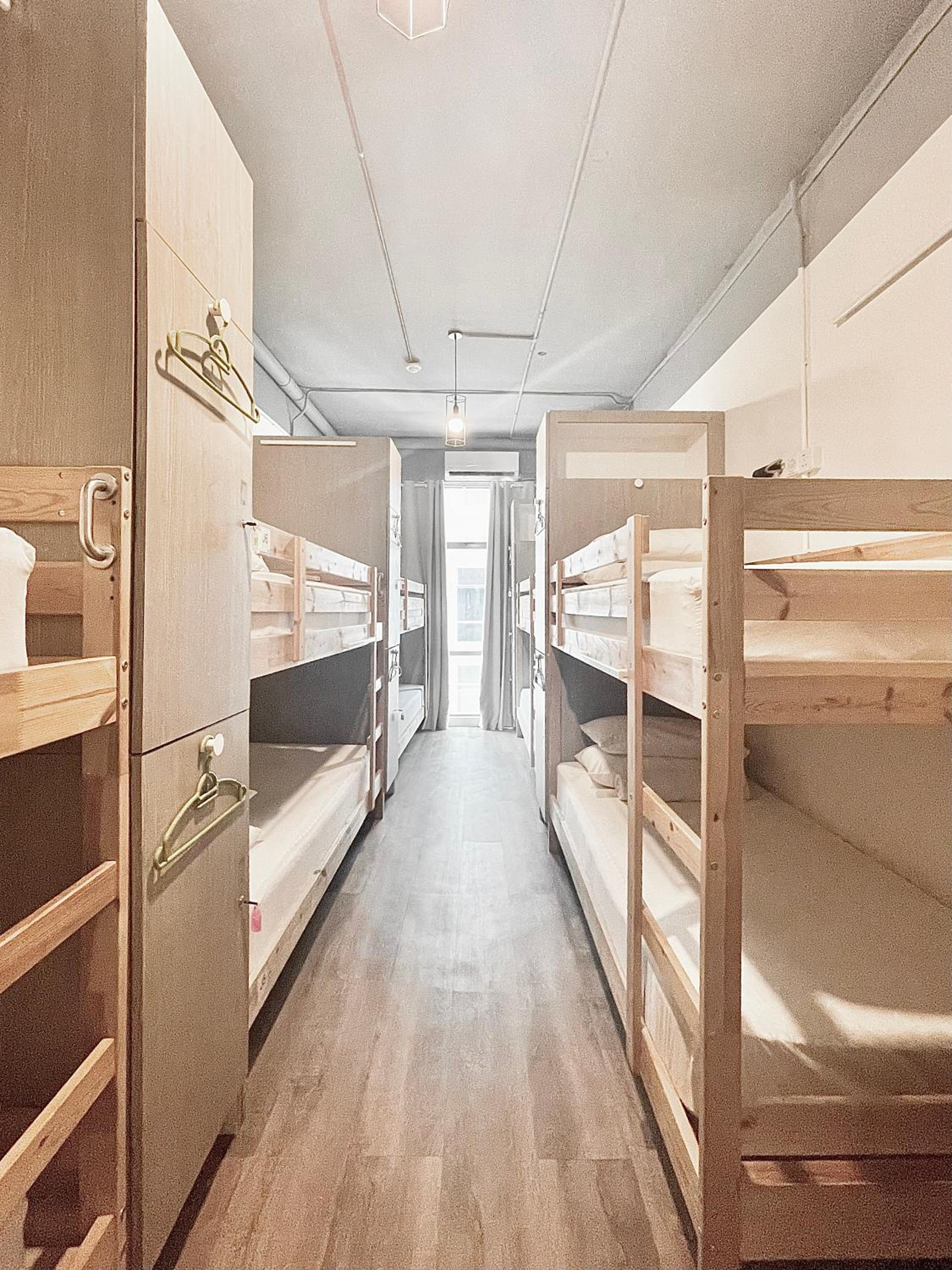 Bed in 10-Bed Mixed Dormitory Room photo 2