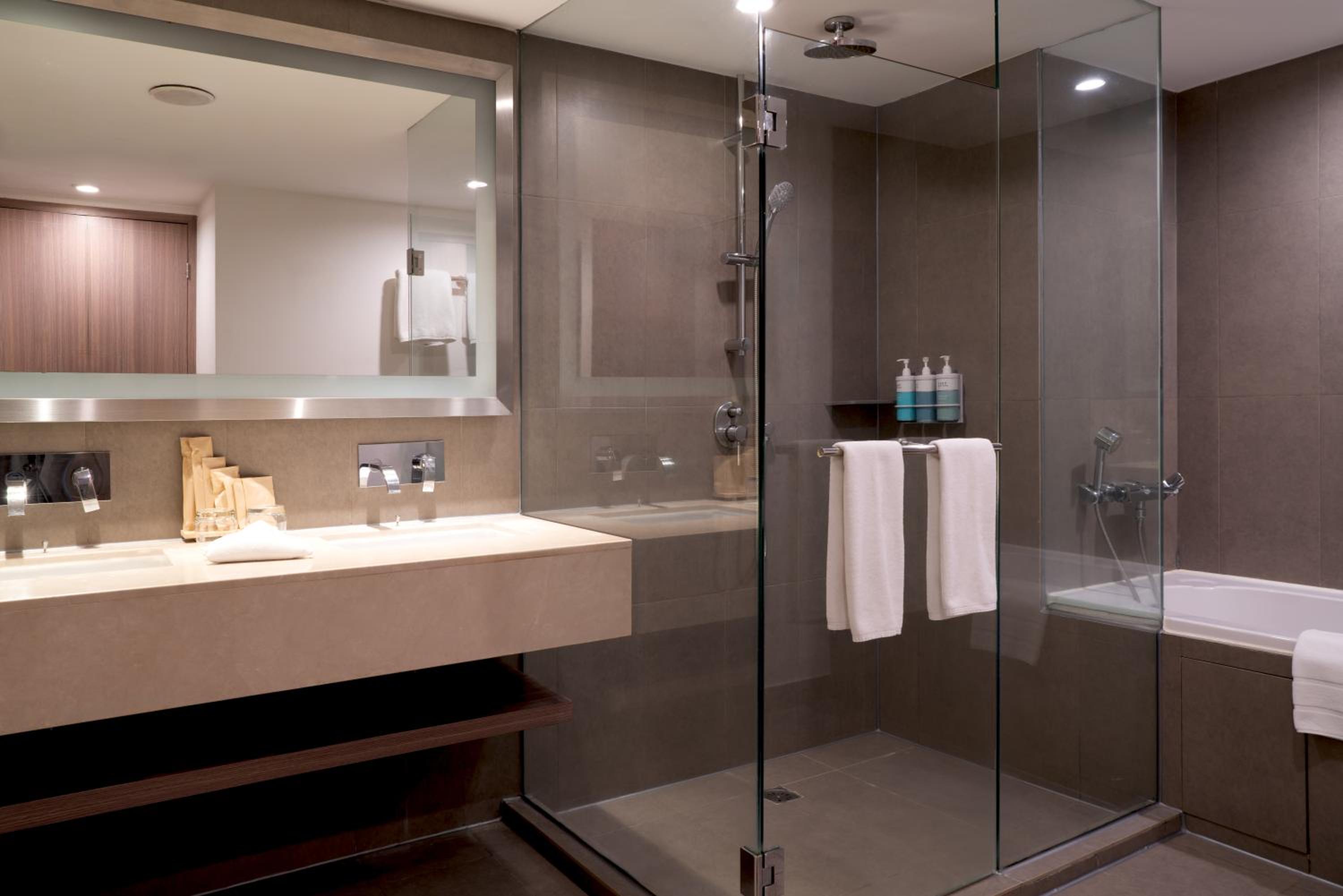 One Bedroom King Suite