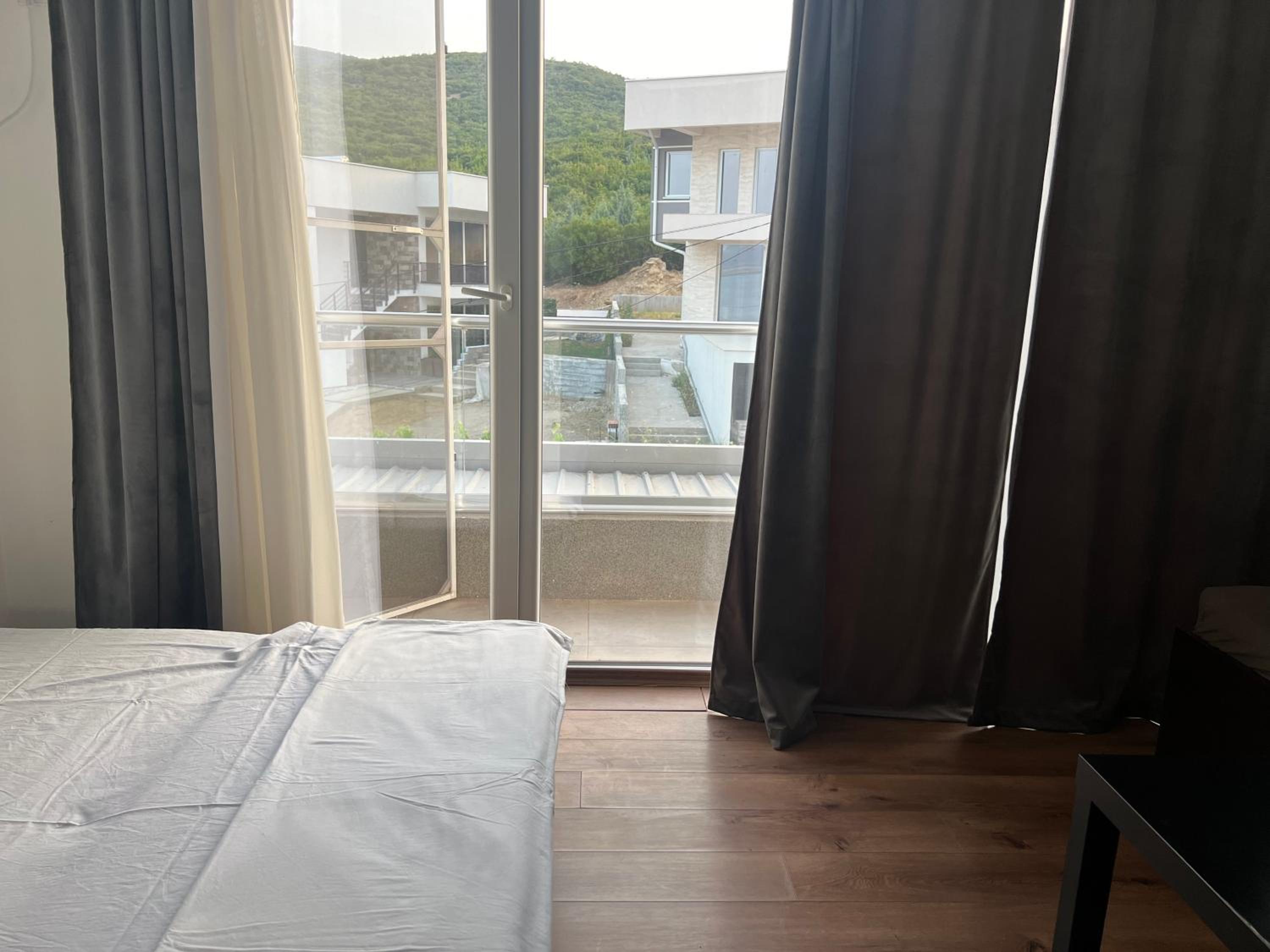 Quadruple Room with Mountain View photo 3