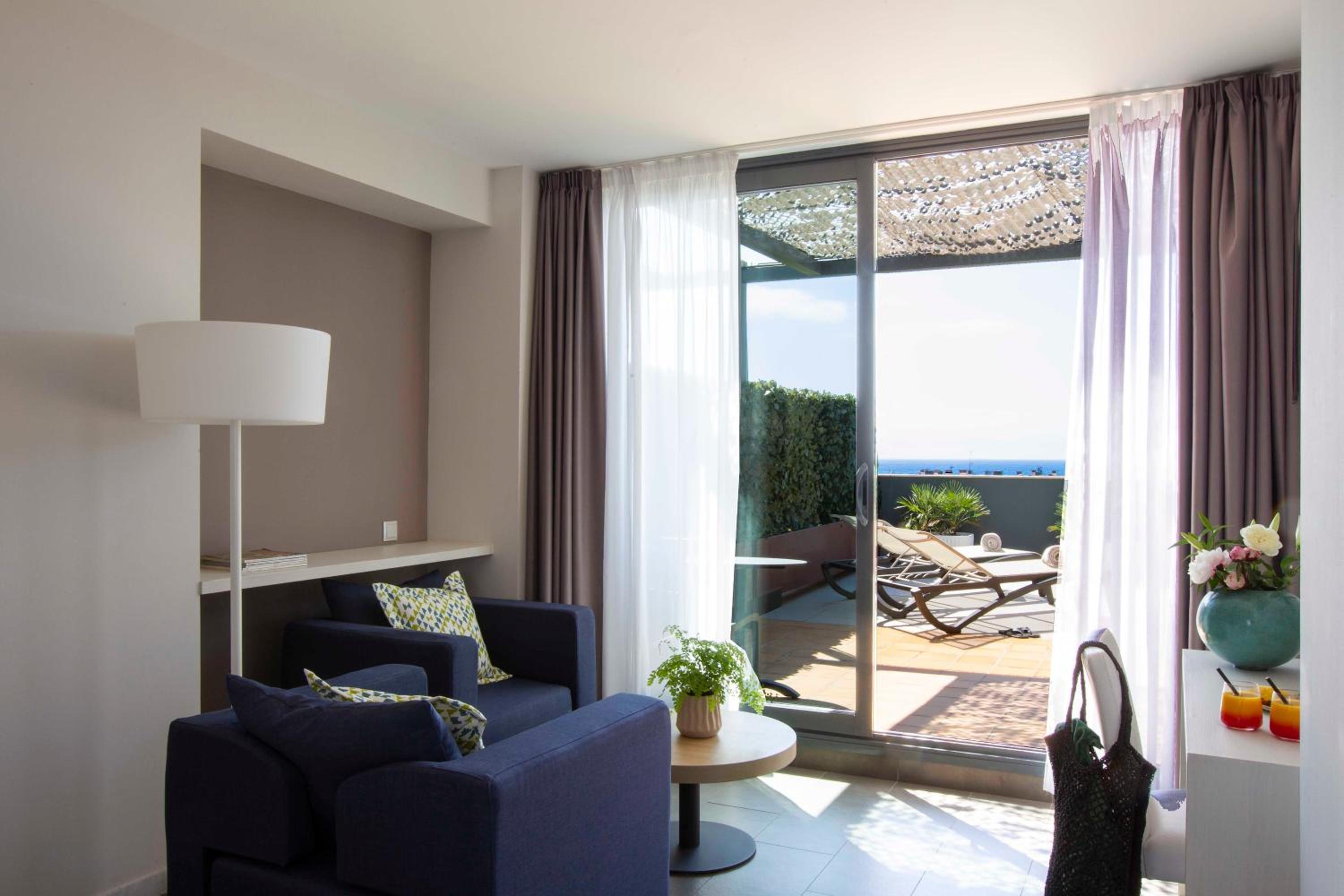 Suite Deluxe con vista al mar