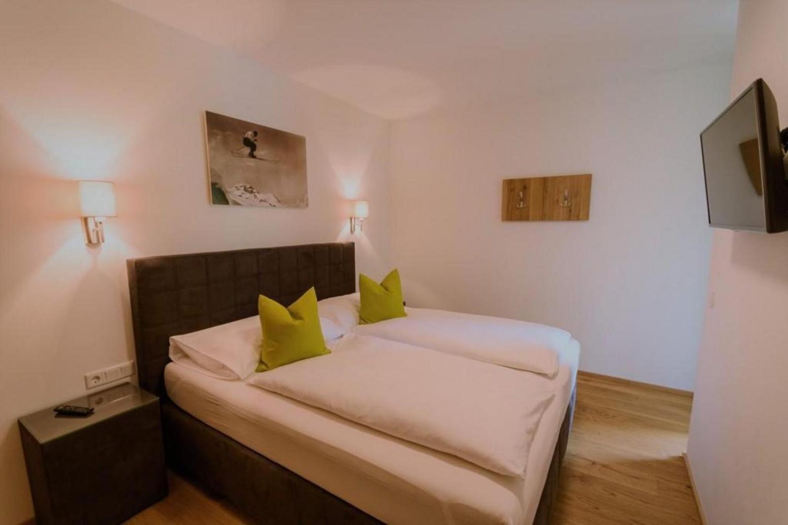 Three-Bedroom Vacation Home photo 2