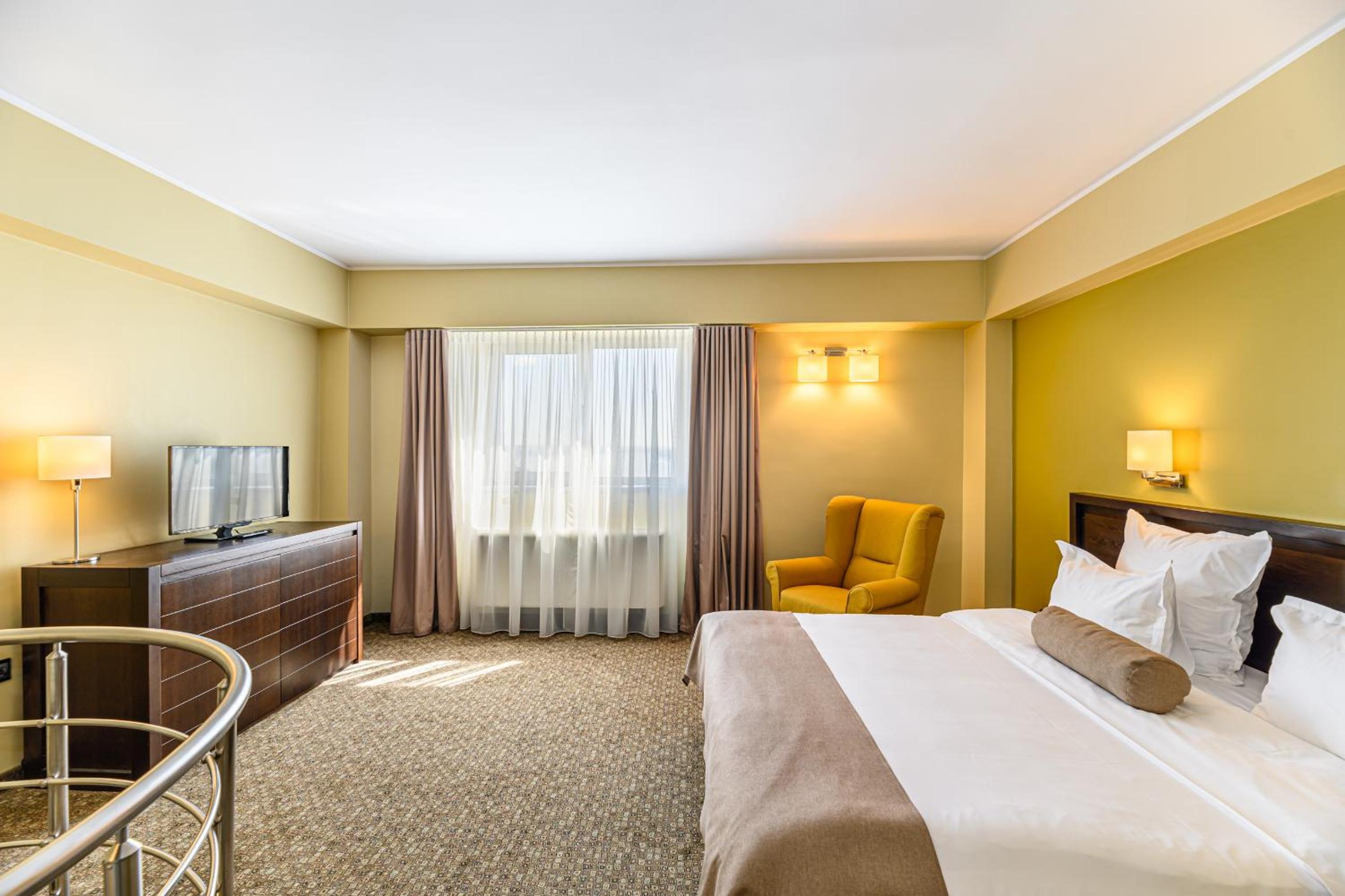 Sky Suite Balcony Danube View  - Photo 10