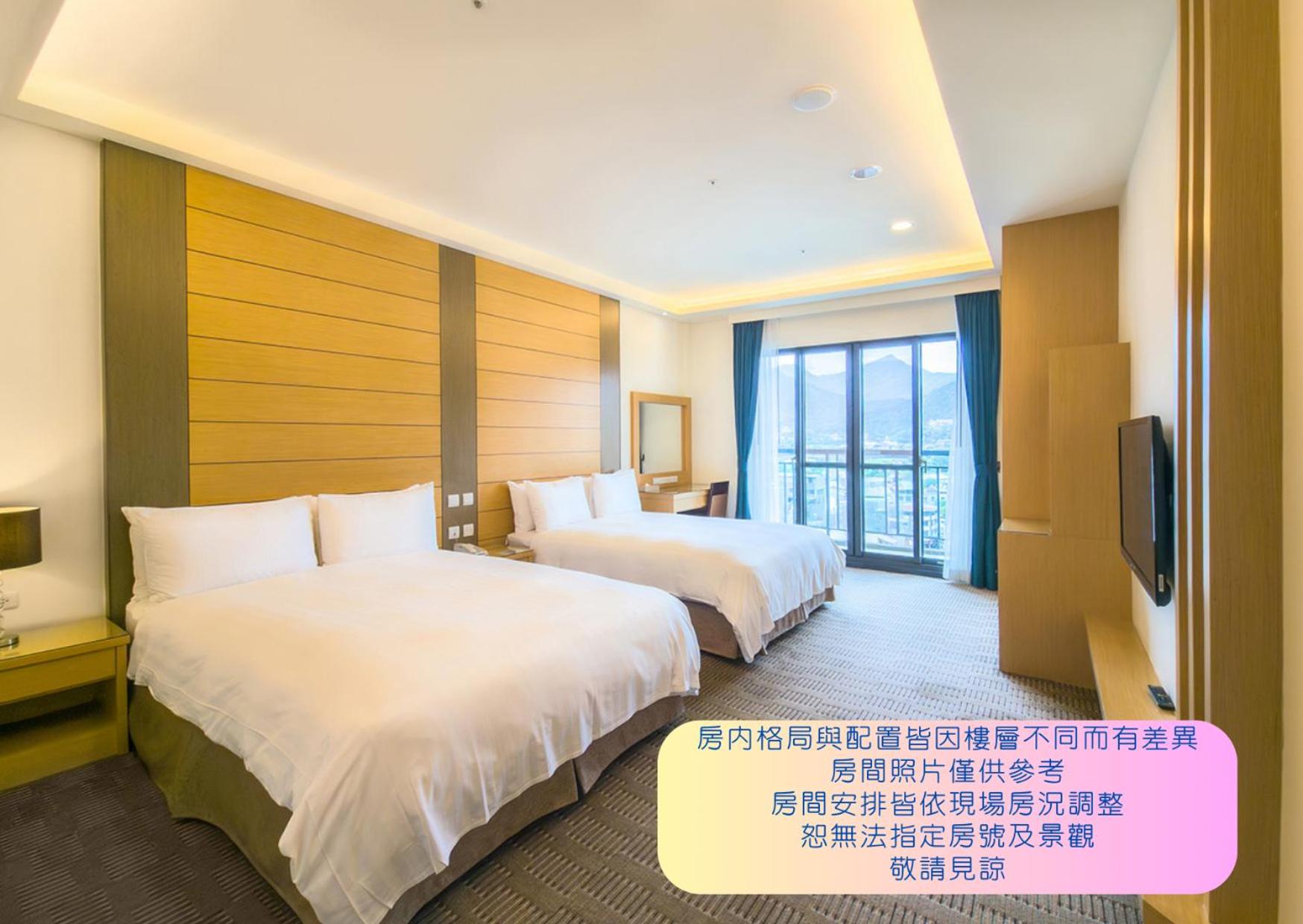Deluxe Quadruple Room - Photo 1