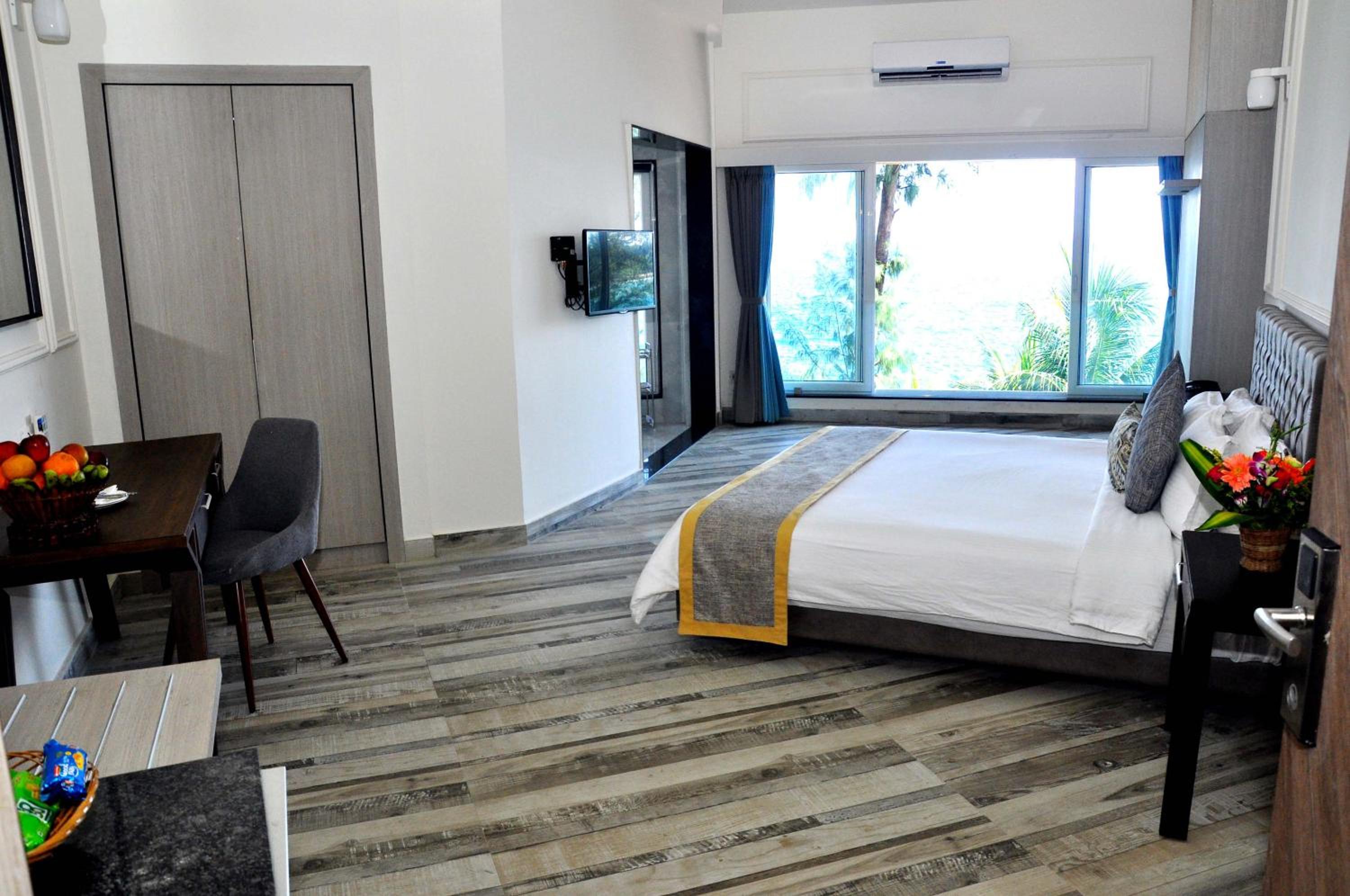 Quadruple Room with Sea View