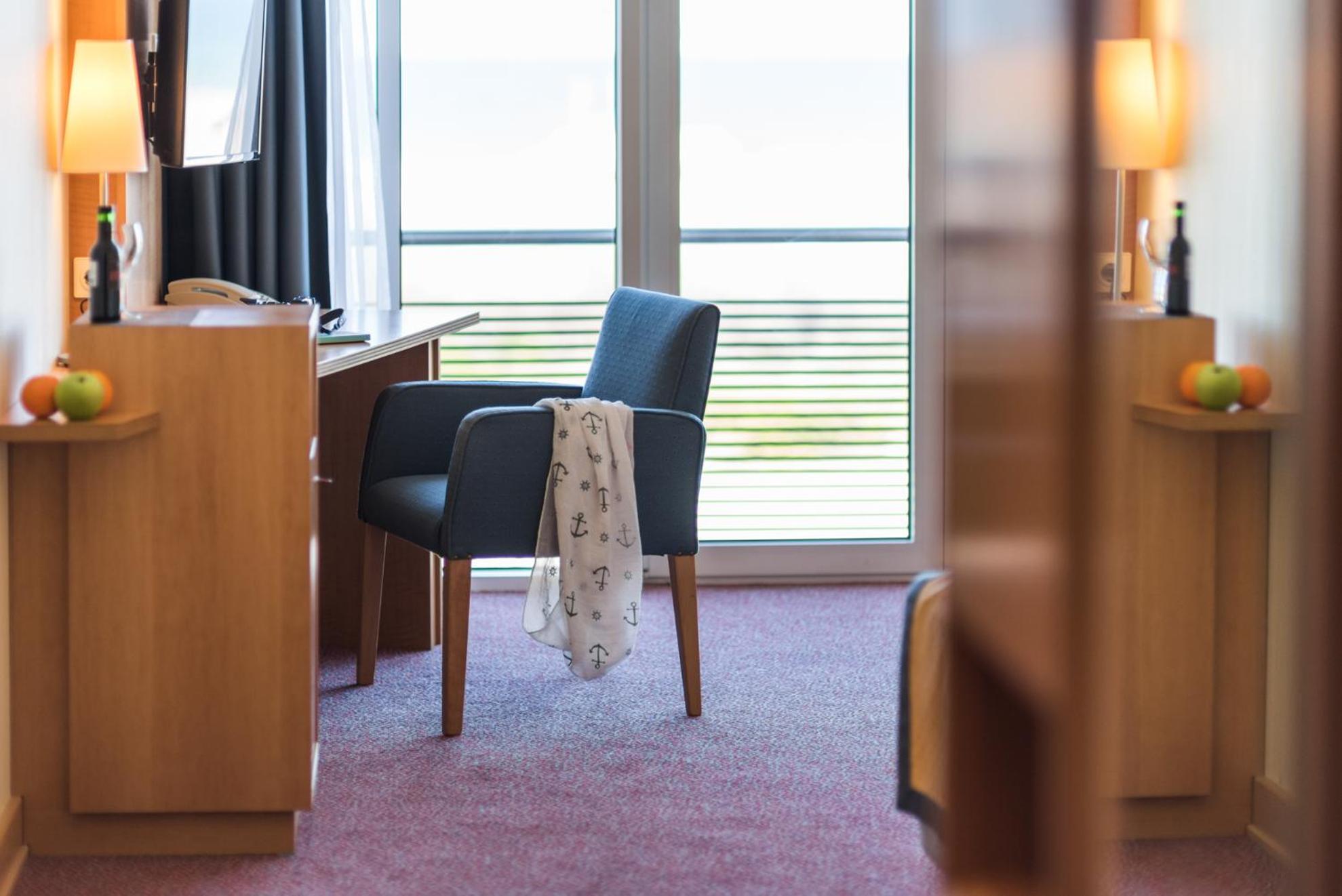 Double Room with Sea View photo 2