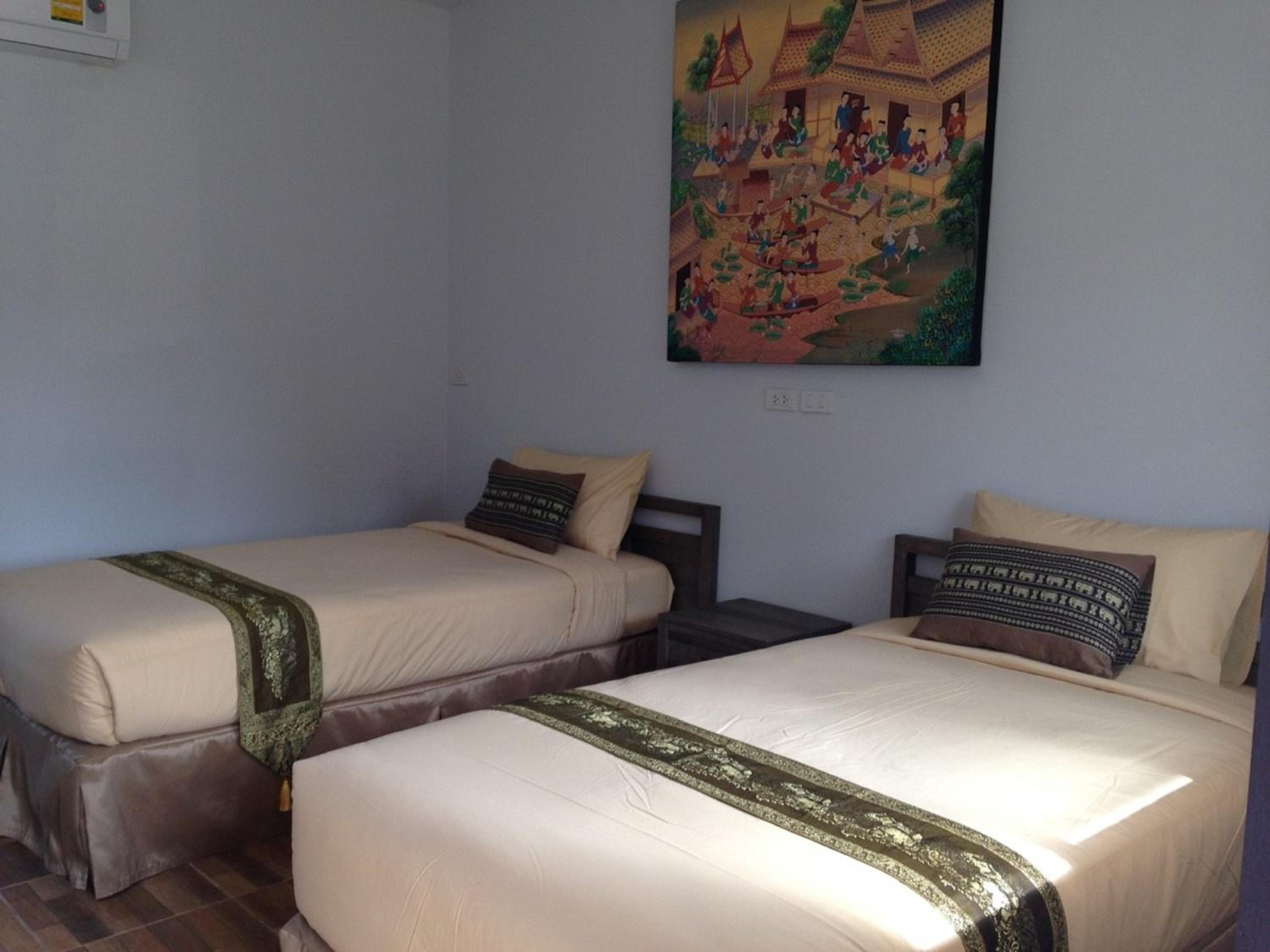 Standard Twin Room photo 2