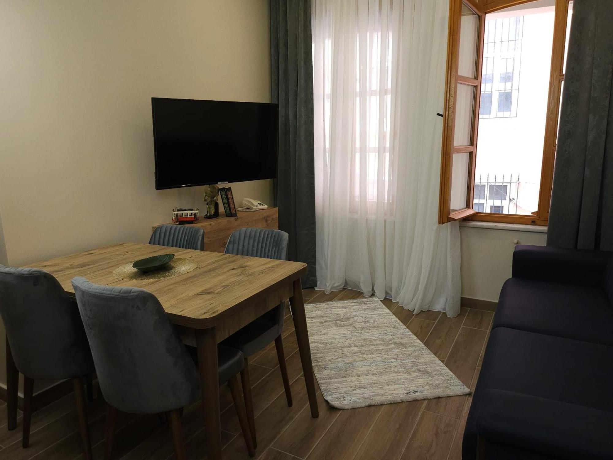 Suite with Balcony photo 1