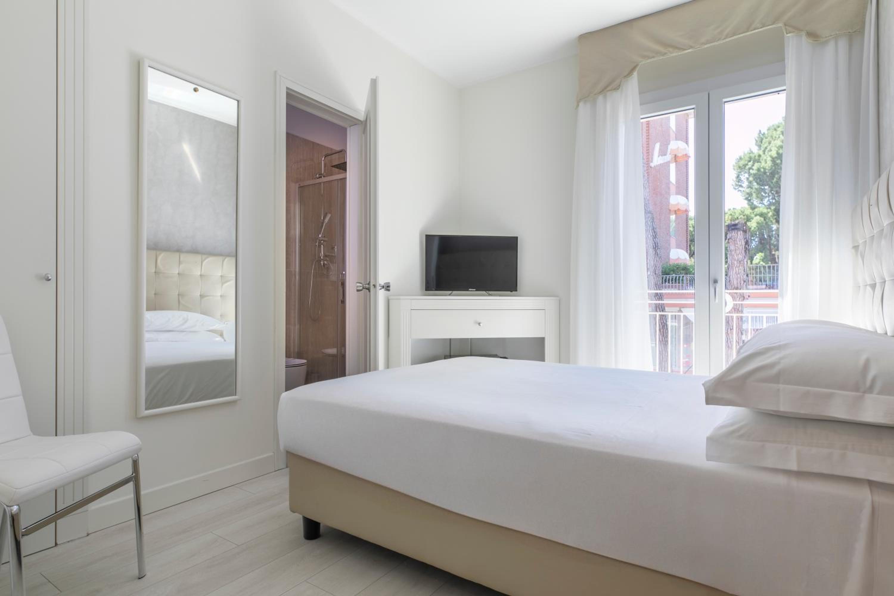 Superior Single Room