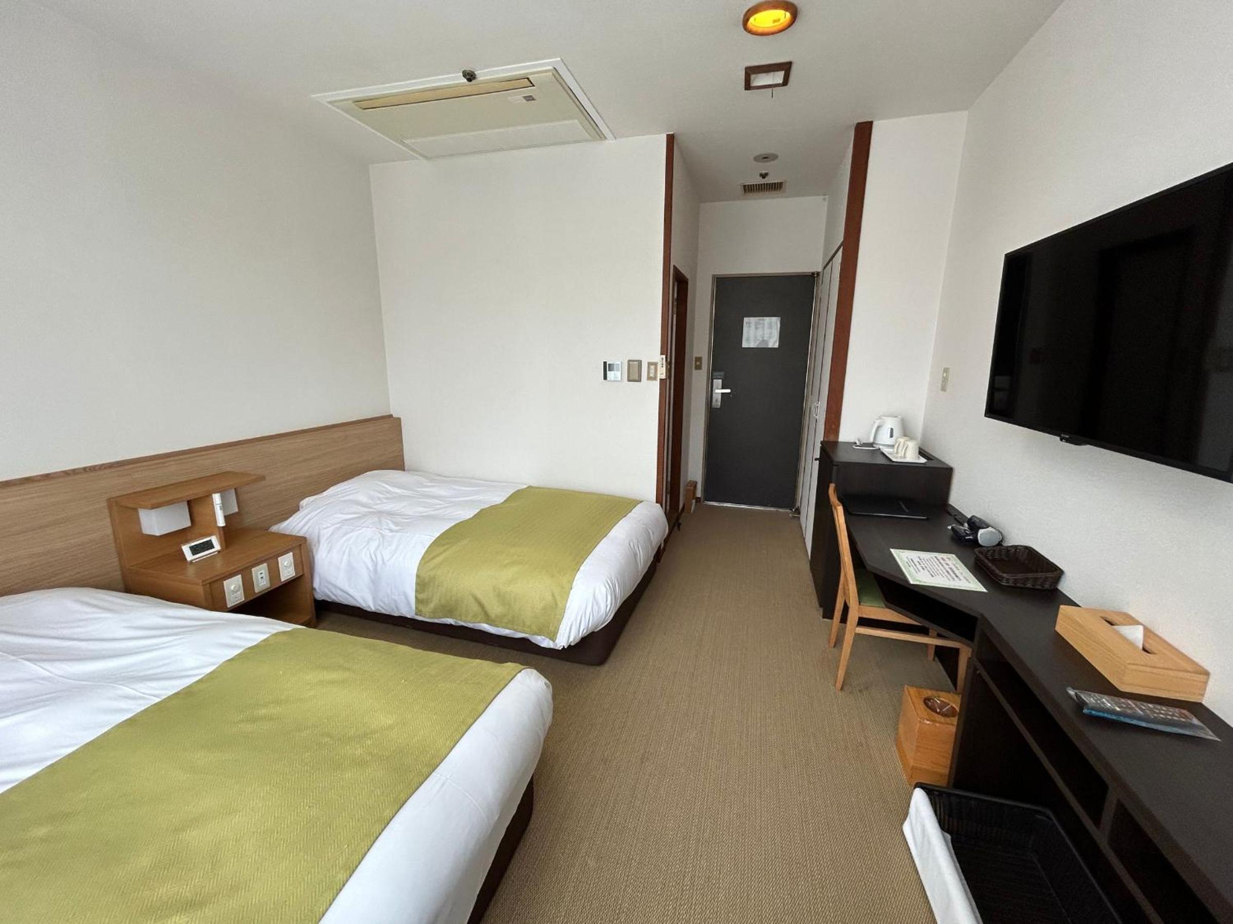 Economy Twin Room