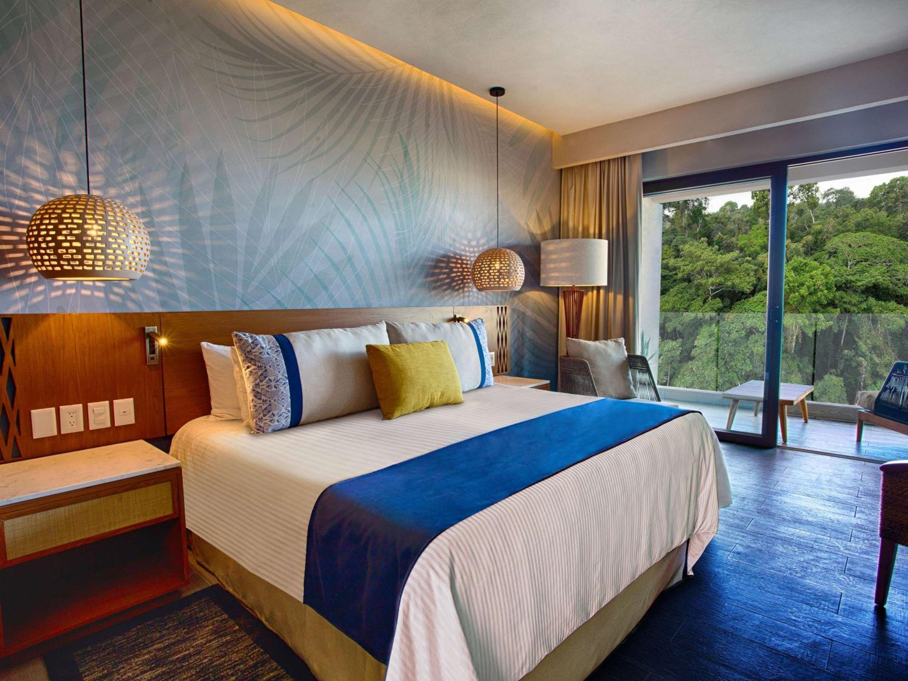 Adults Only Allure King Room with Jungle View