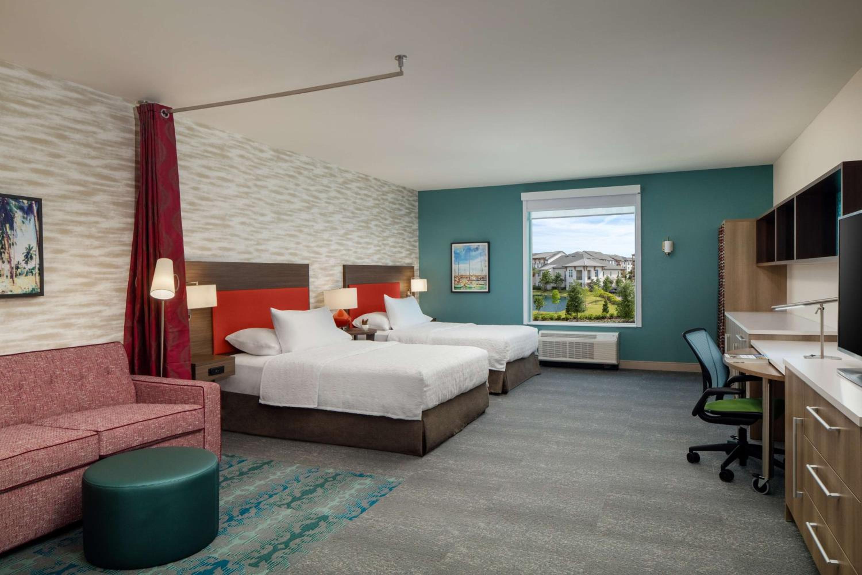 Studio Suite with Two Queen Beds - Photo 5