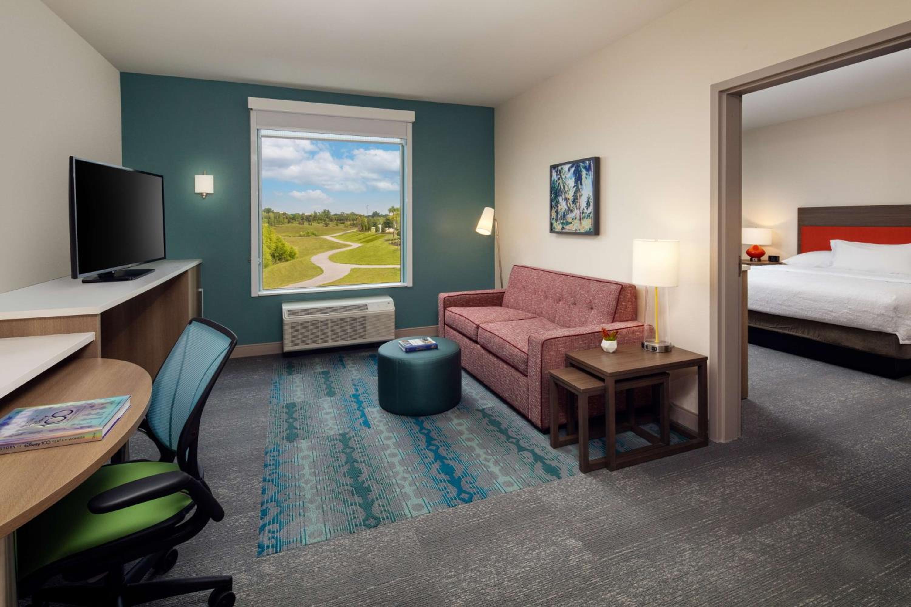 One-Bedroom King Suite - Photo 10