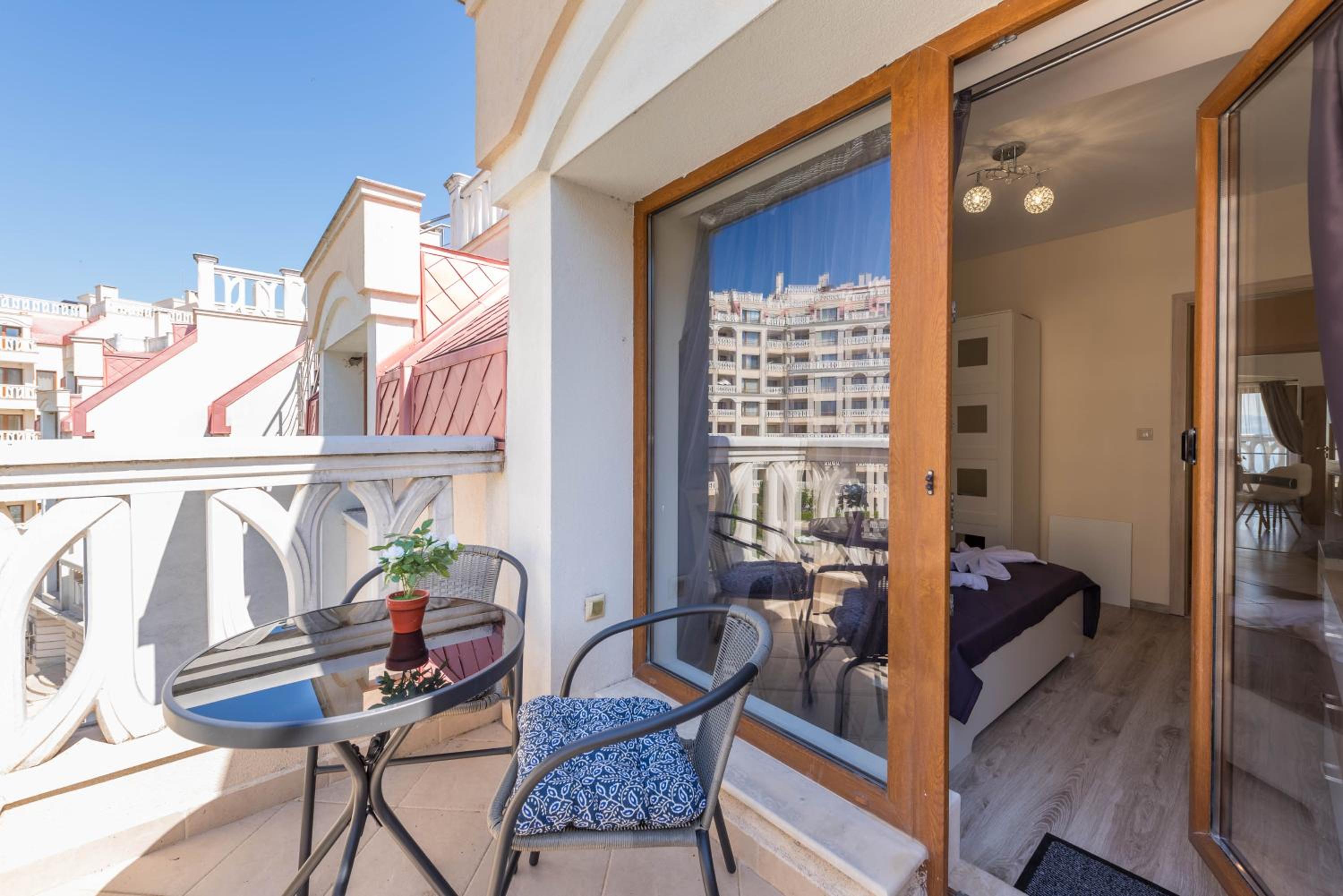 Apartment with Sea View photo 3