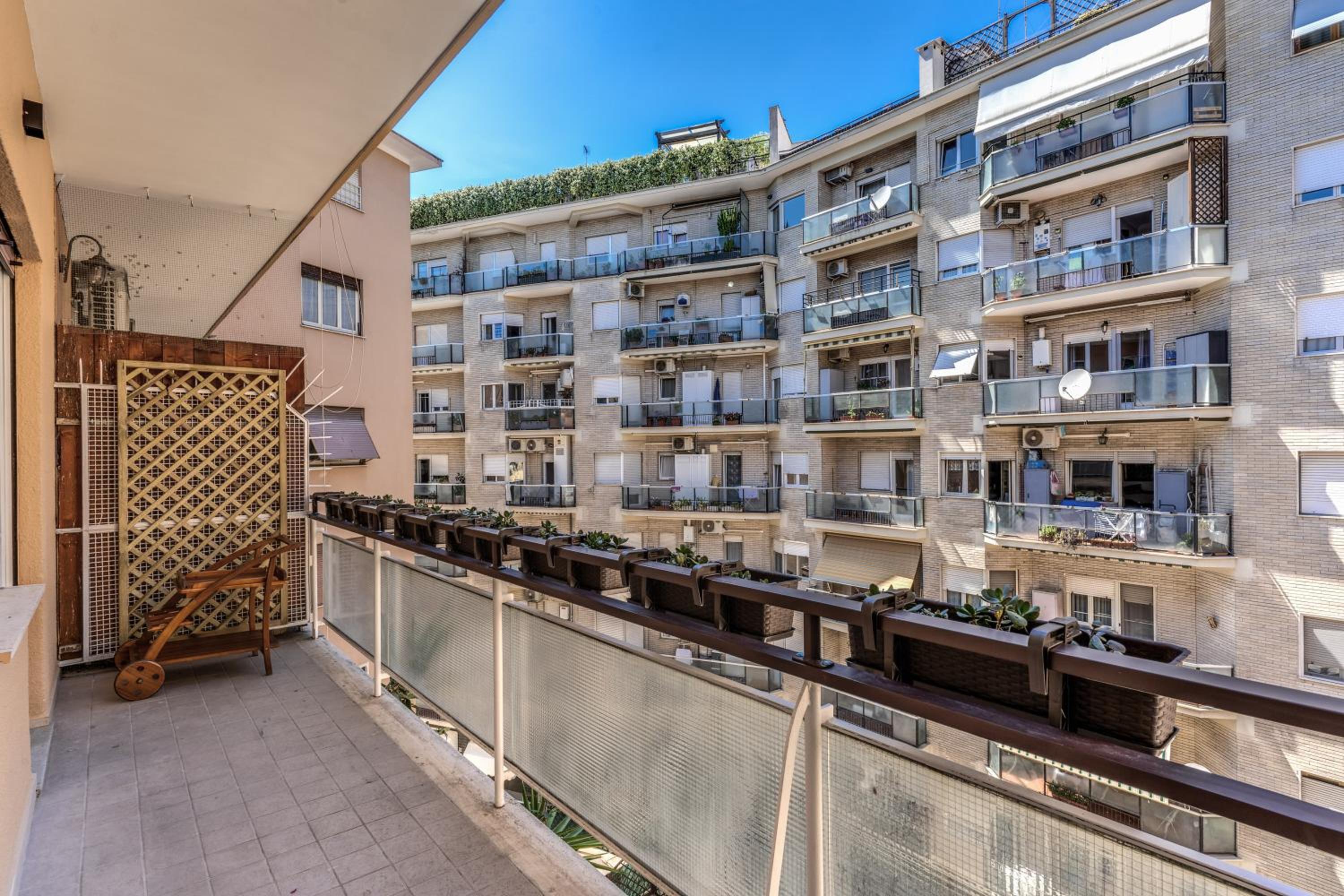 Deluxe Double or Twin Room with Balcony photo 3