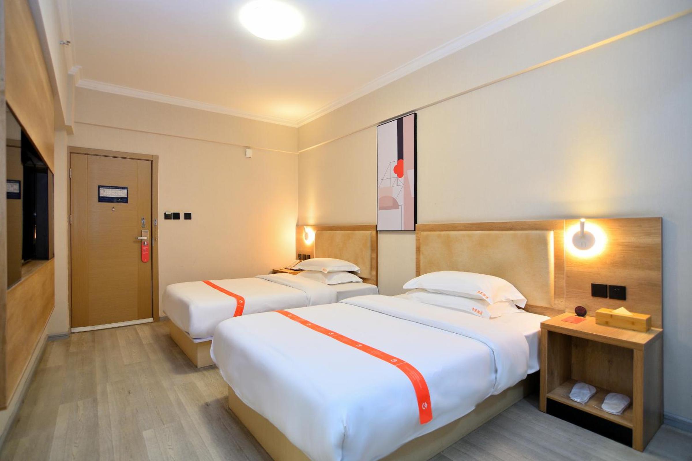 Superior Twin Room photo 2