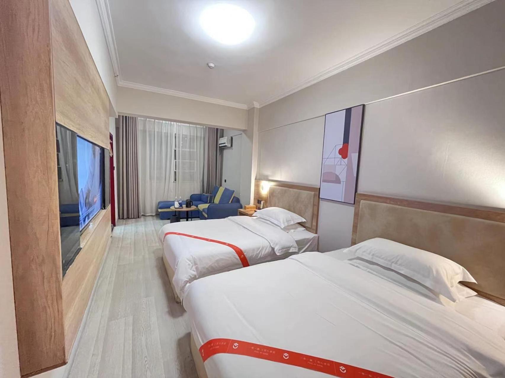 Standard Twin Room photo 1