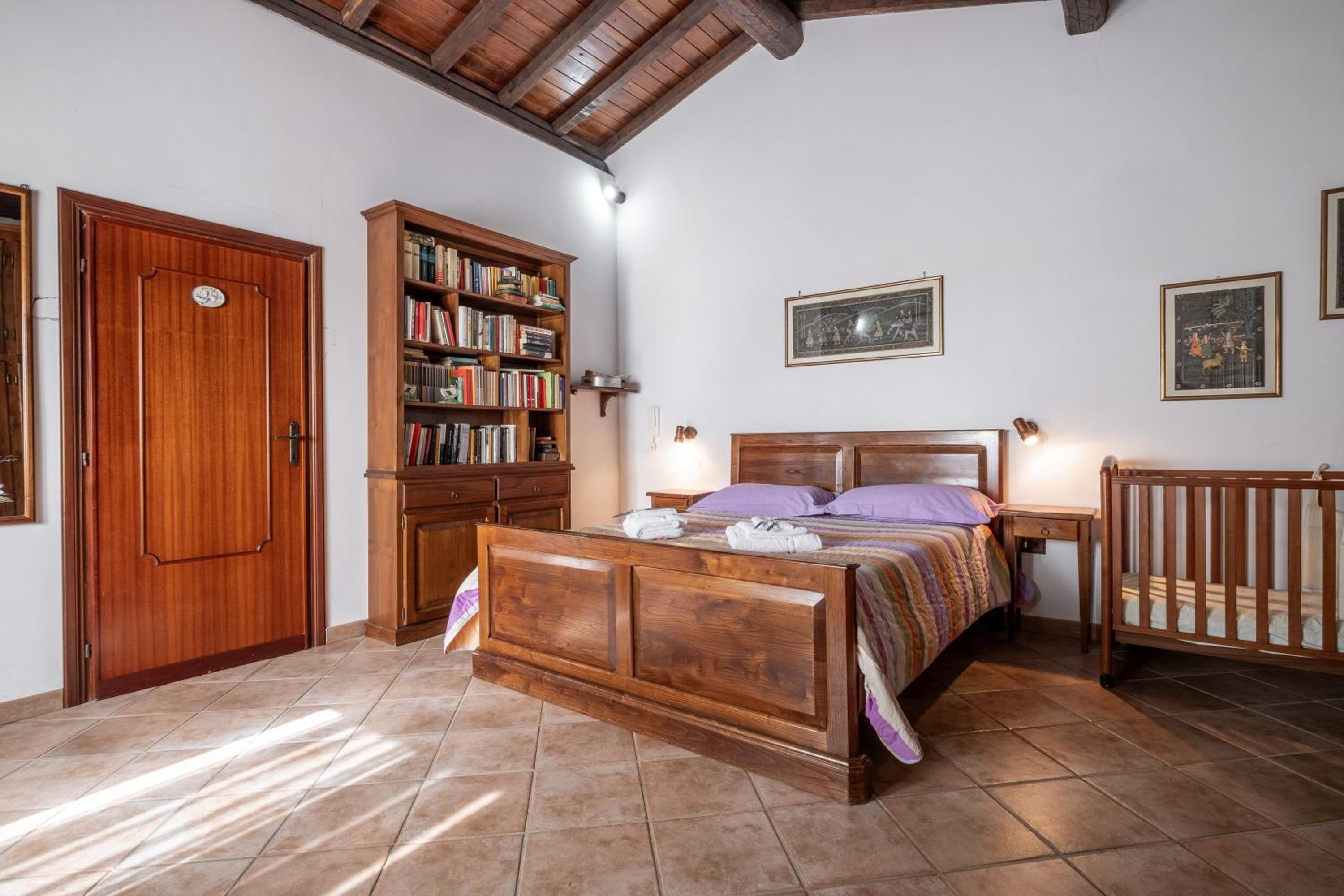 One-Bedroom House photo 1