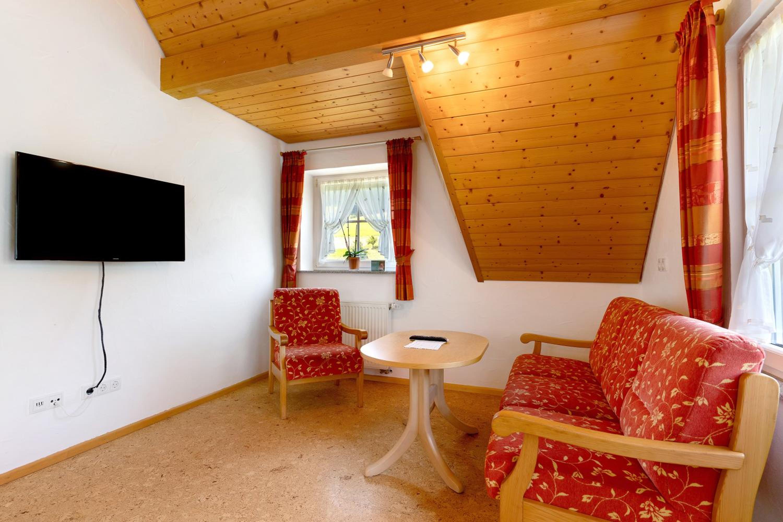 Two-Bedroom Deluxe Apartment with Garden View