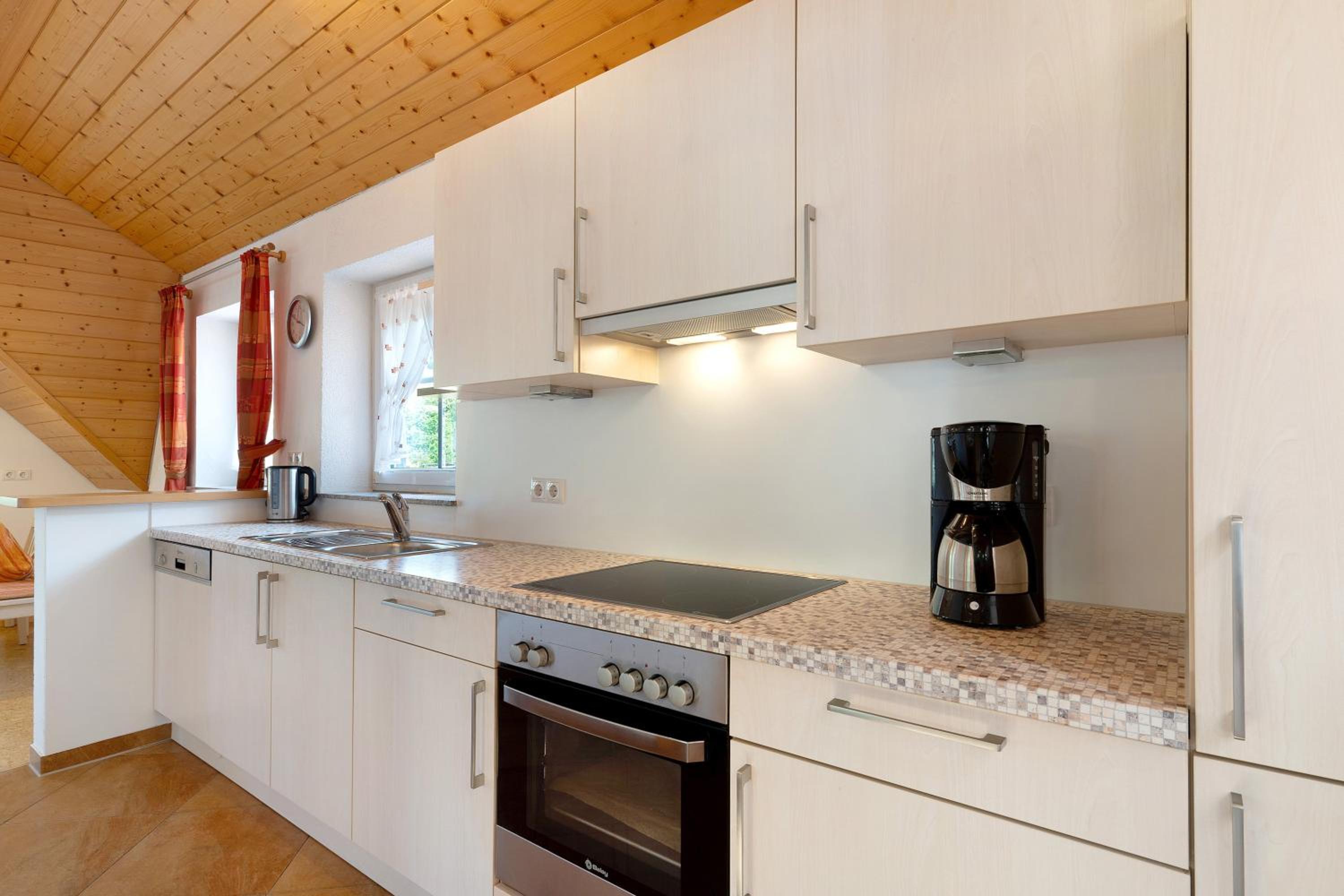Two-Bedroom Deluxe Apartment with Garden View photo 2