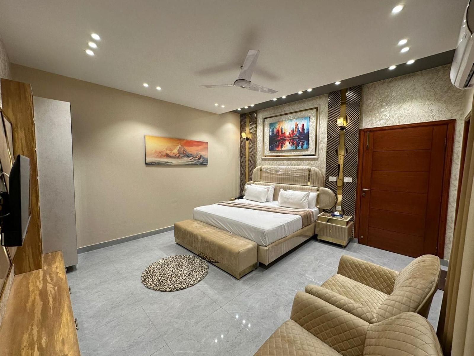 Deluxe Double Room photo 3