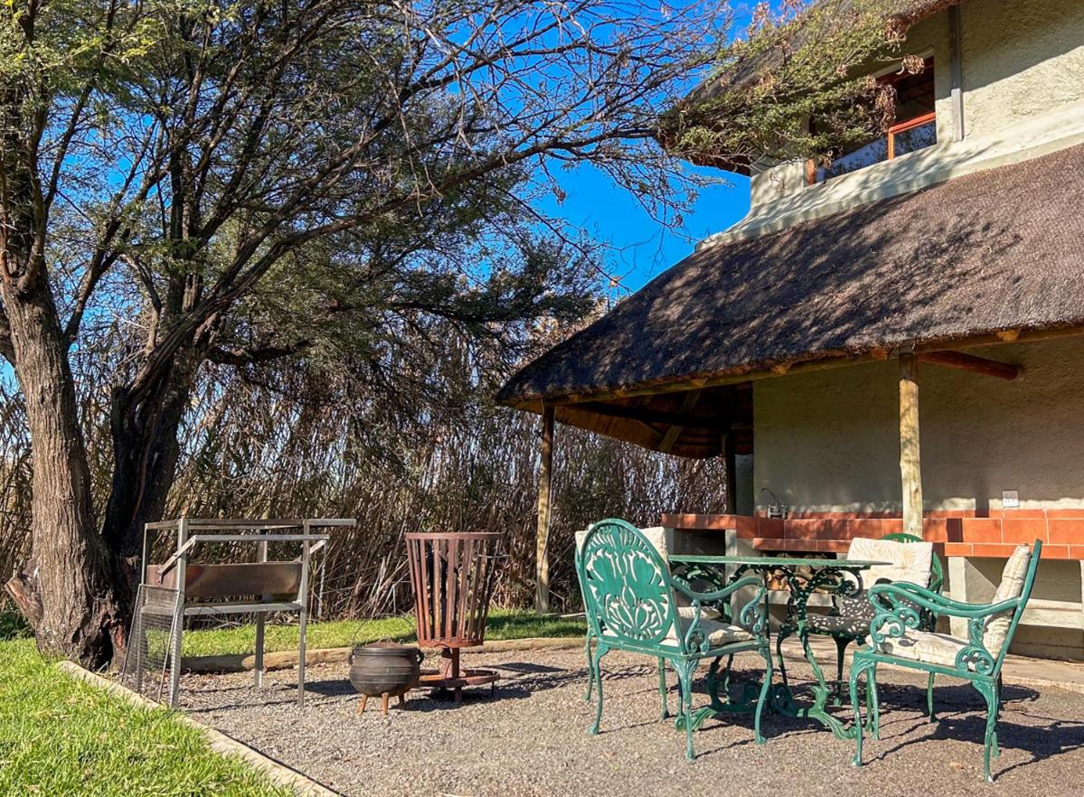 Private Chalet - 4KM from Main Lodge photo 3