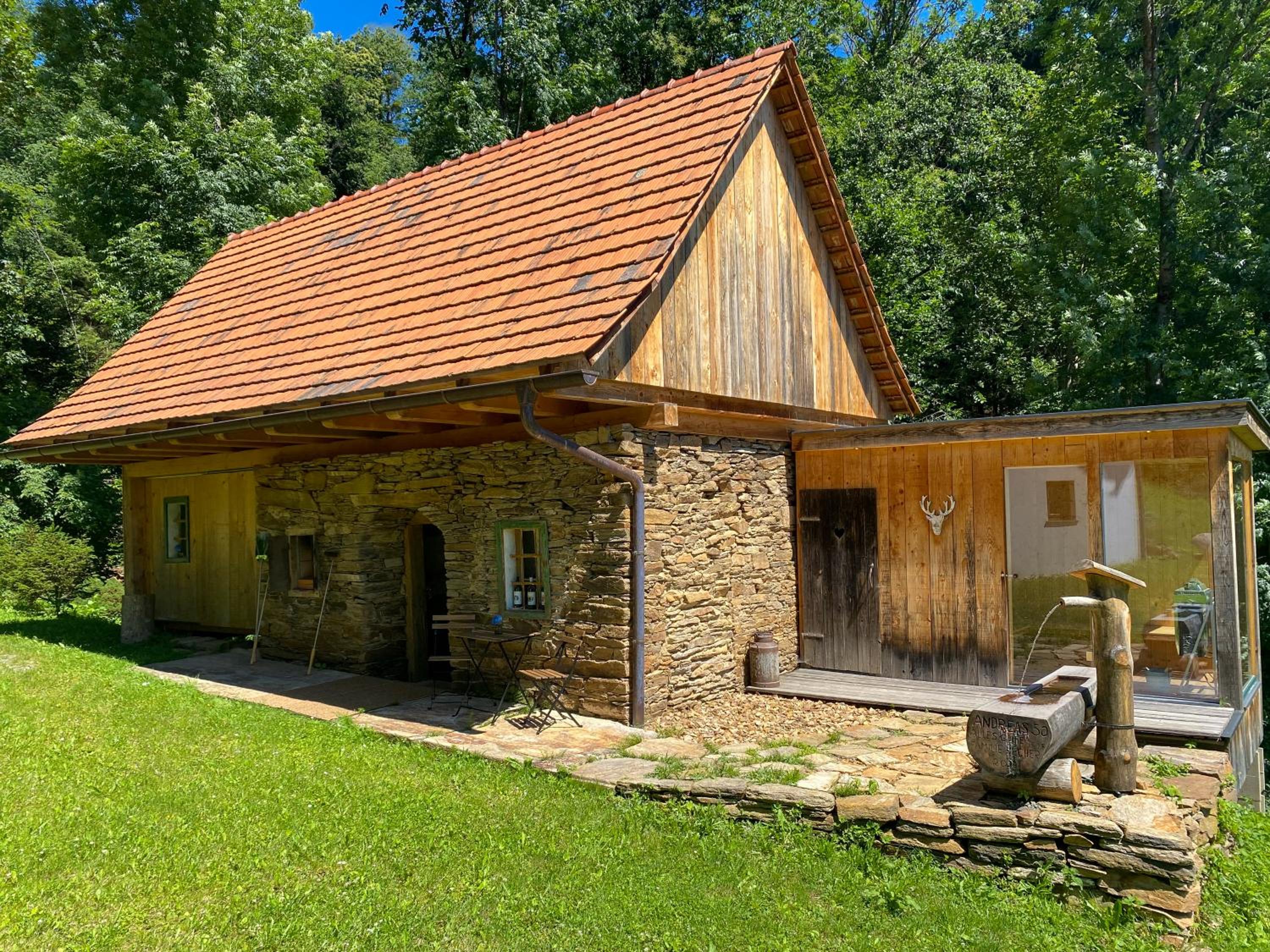 Three-Bedroom Vacation Home  photo 2