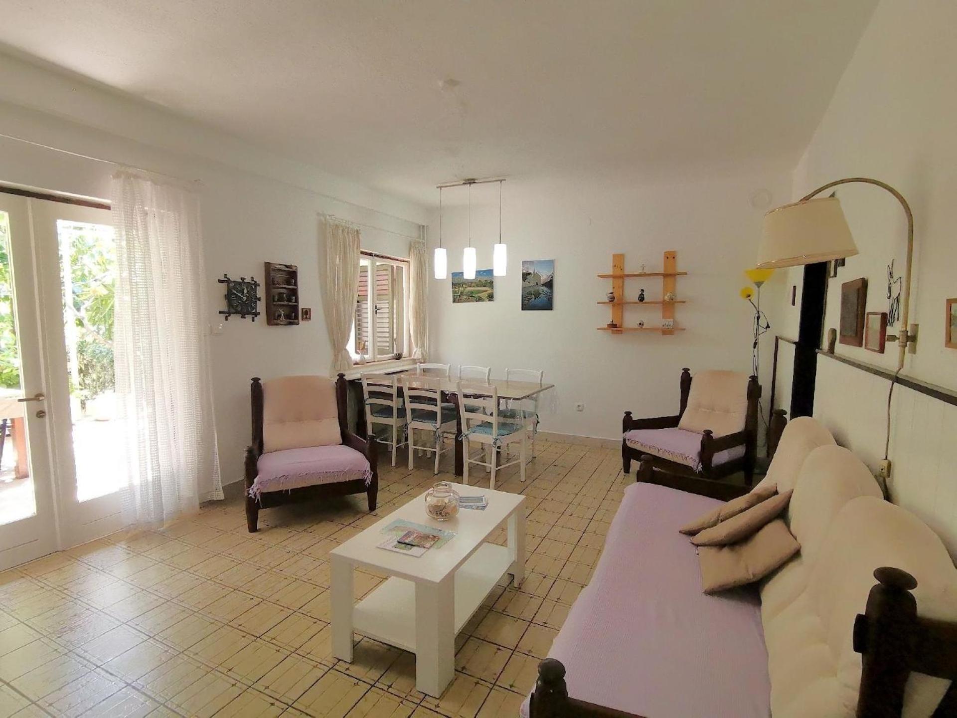 Three-Bedroom Vacation Home 