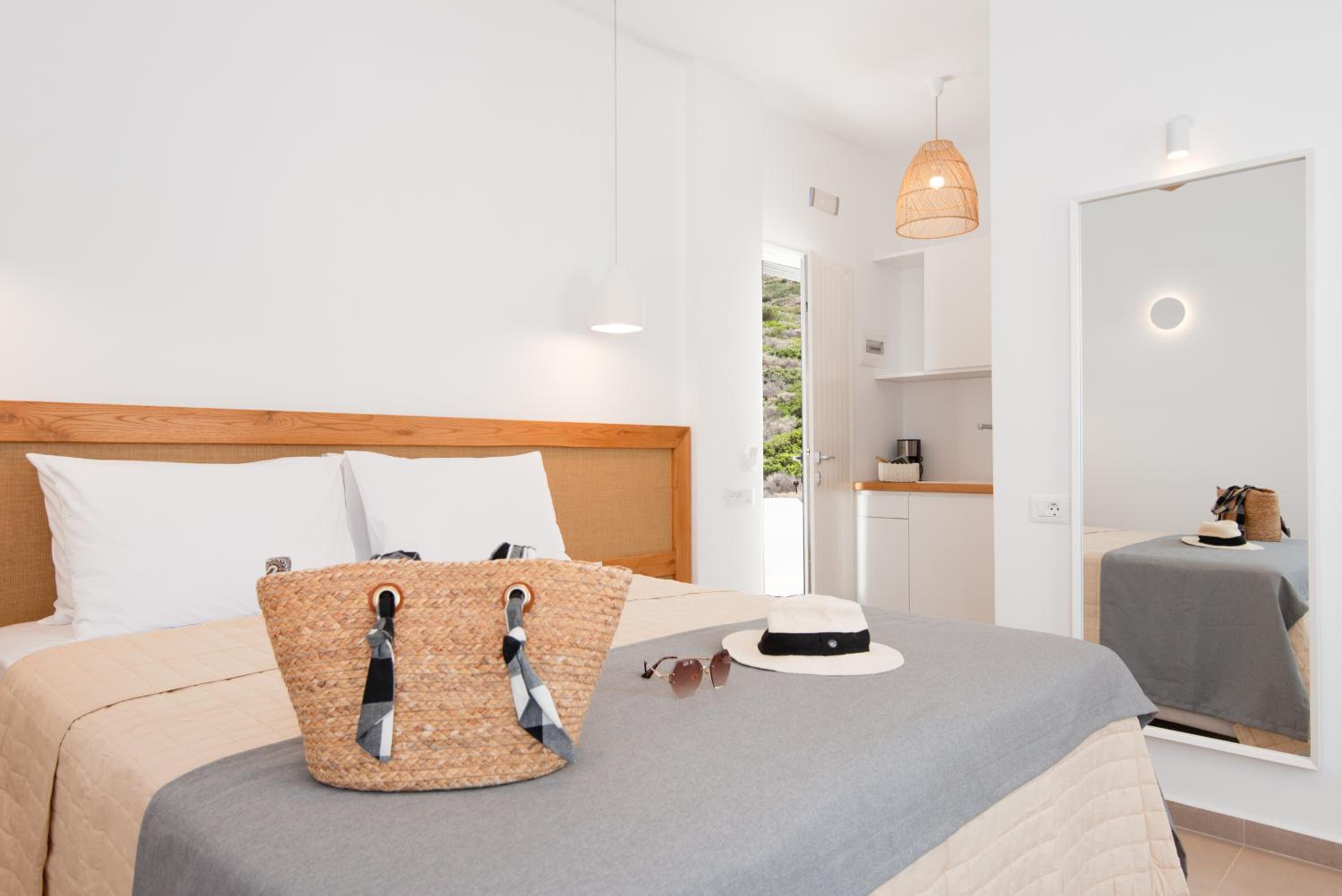 Deluxe Double or Twin Room with Sea View