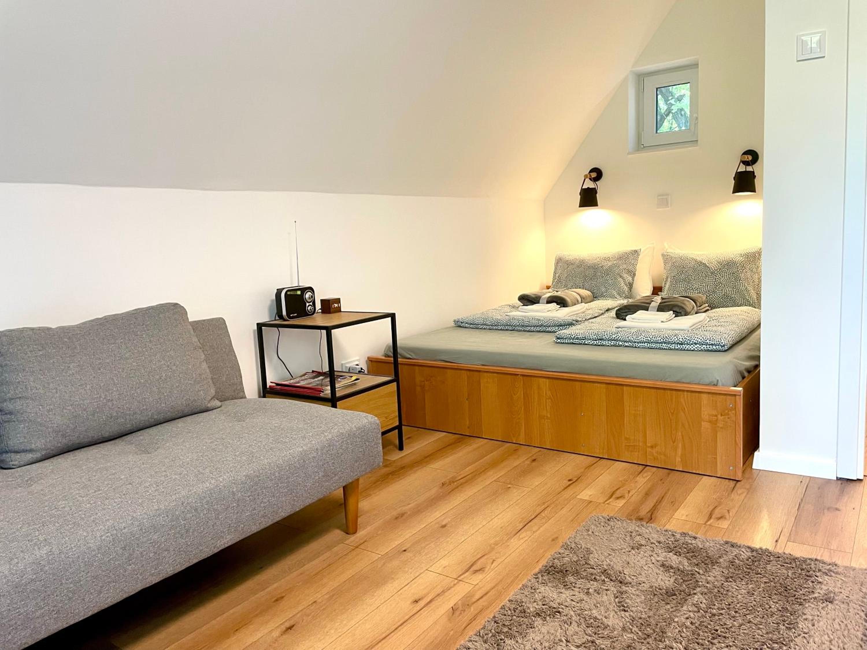 One-Bedroom Apartment