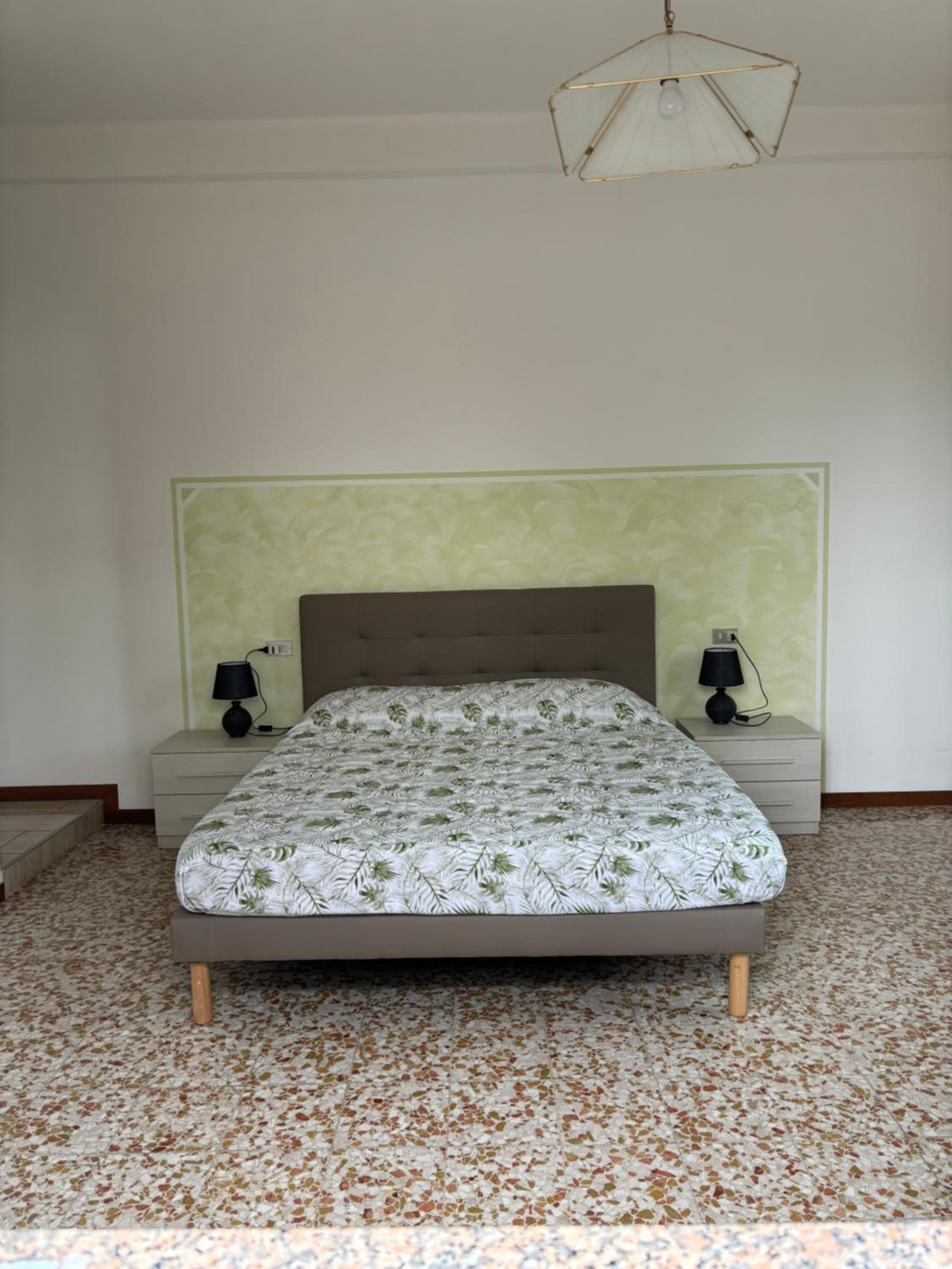 Double Room with Private Bathroom - Photo 2