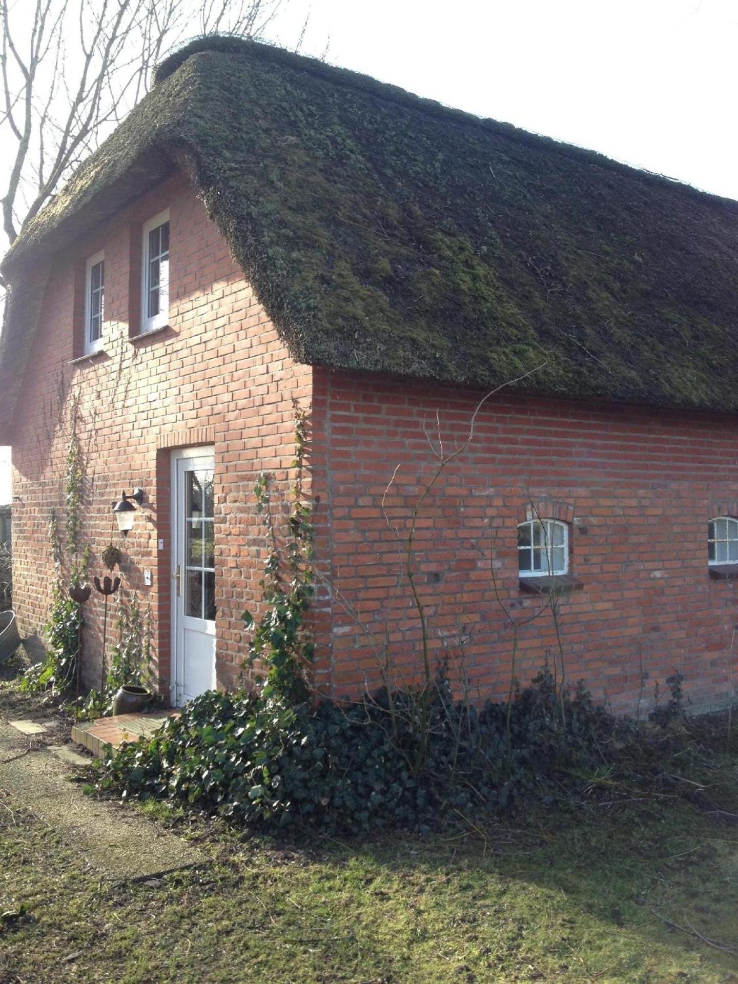 Two-Bedroom Holiday Home photo 2