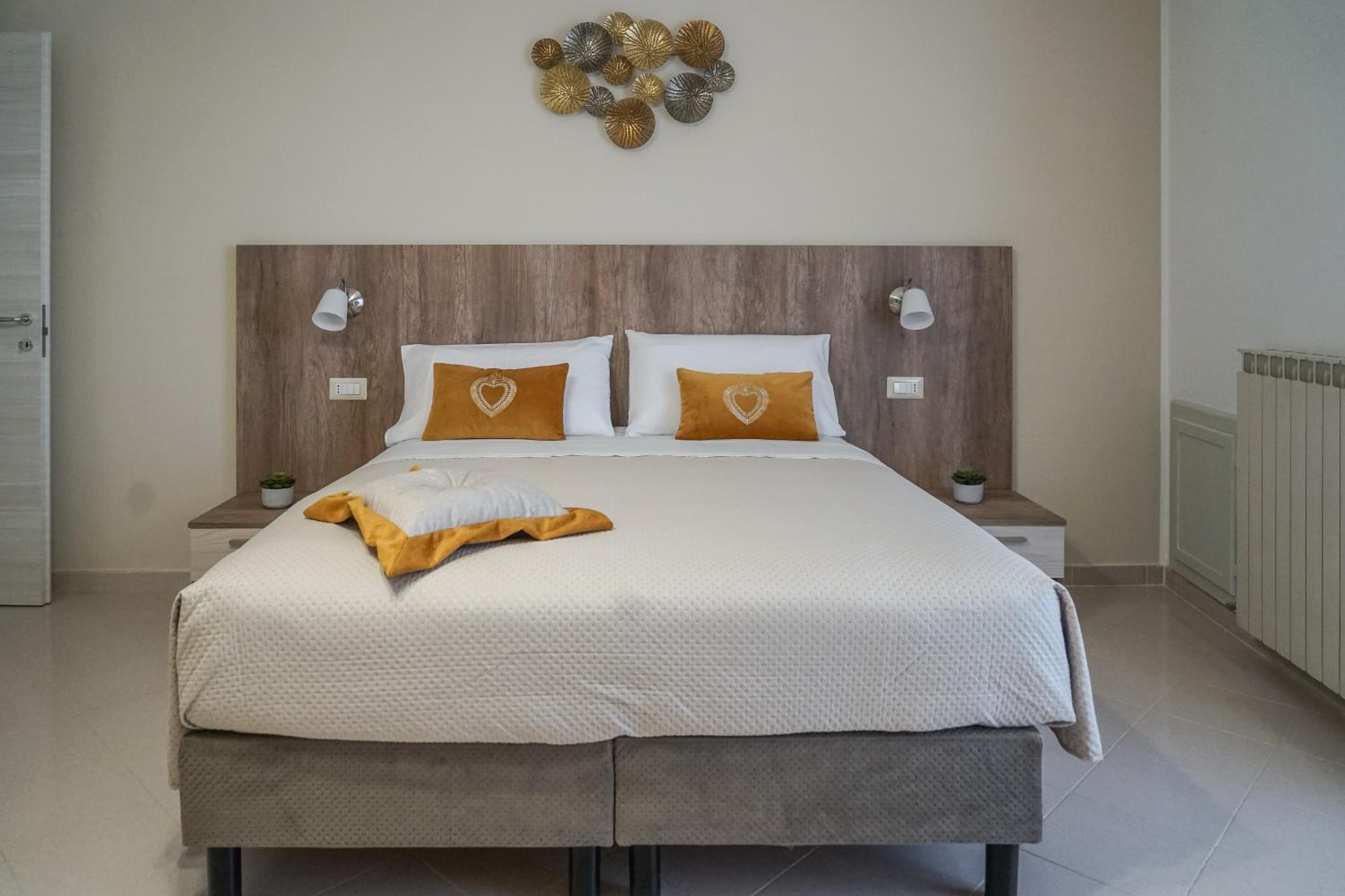 Quadruple Room with Balcony photo 3