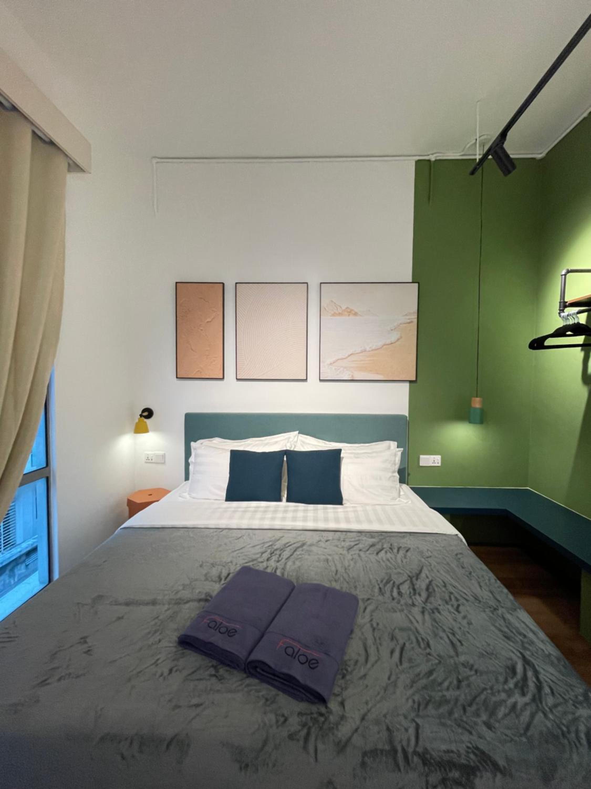 Standard King Room photo 1