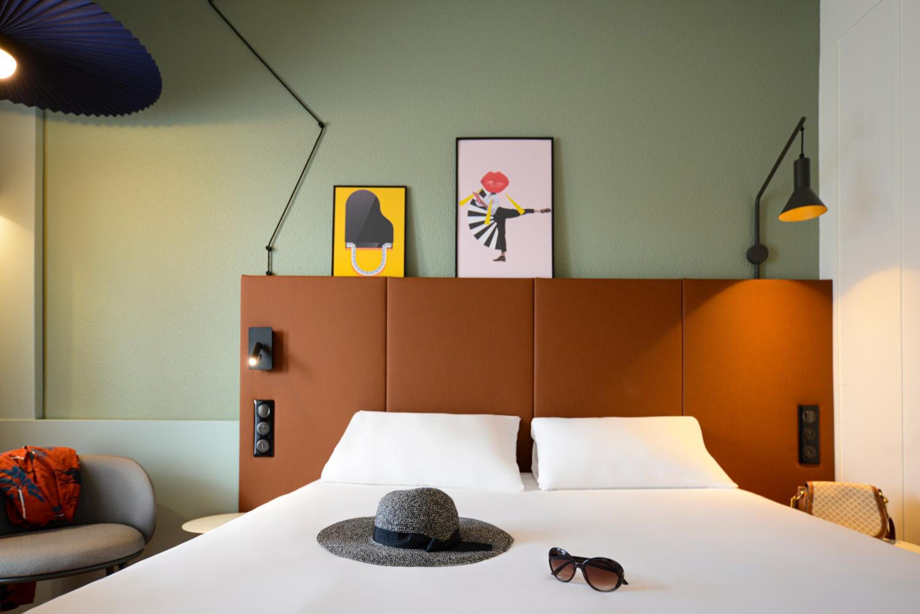 Standard Double Room - Photo 3
