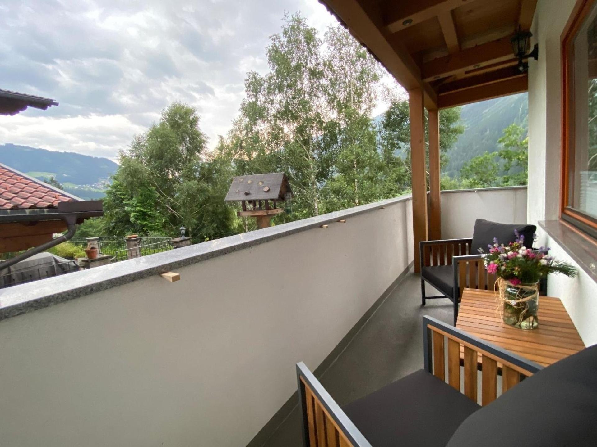 Four-Bedroom Vacation Home photo 2