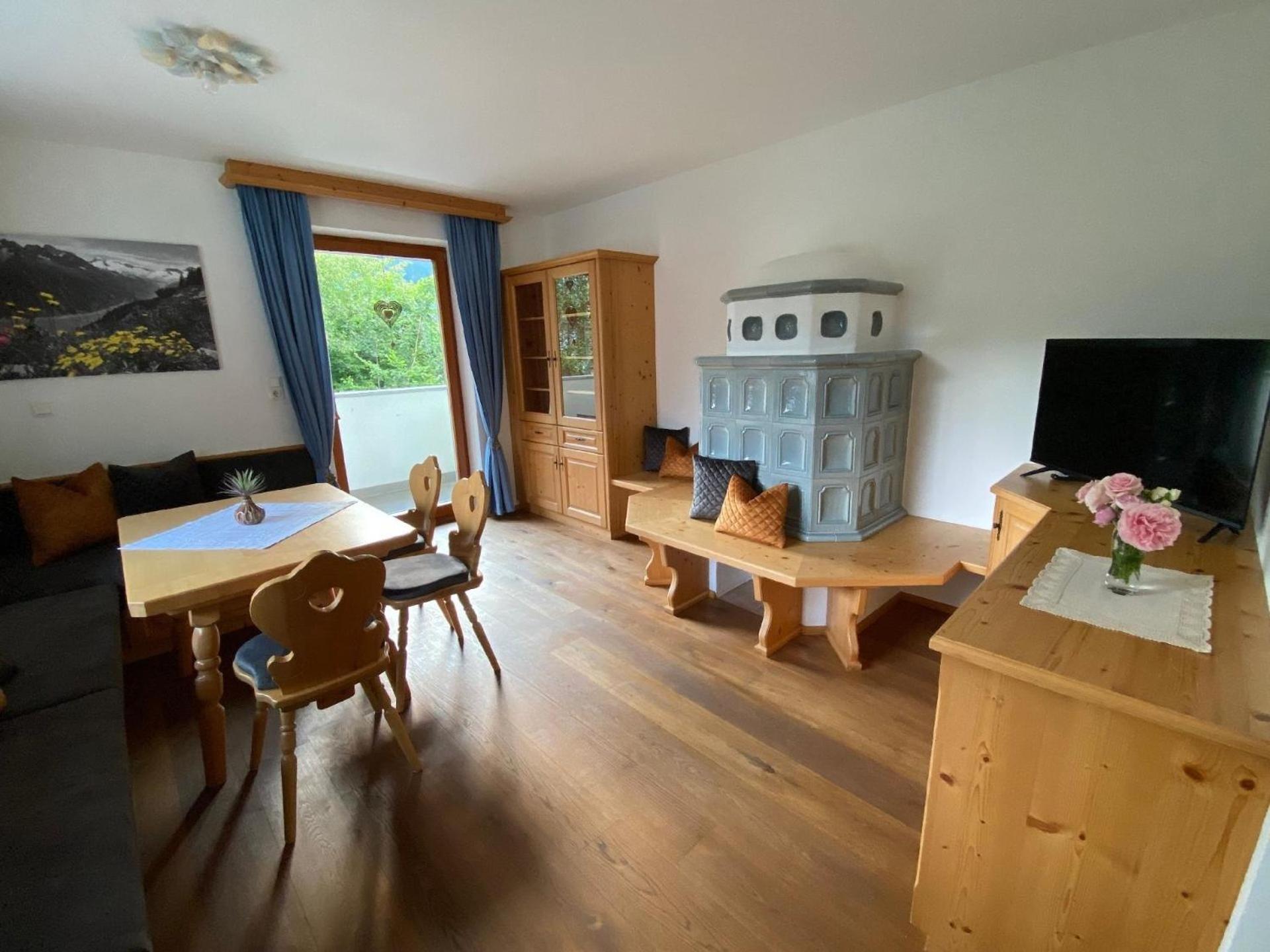 Four-Bedroom Vacation Home photo 1