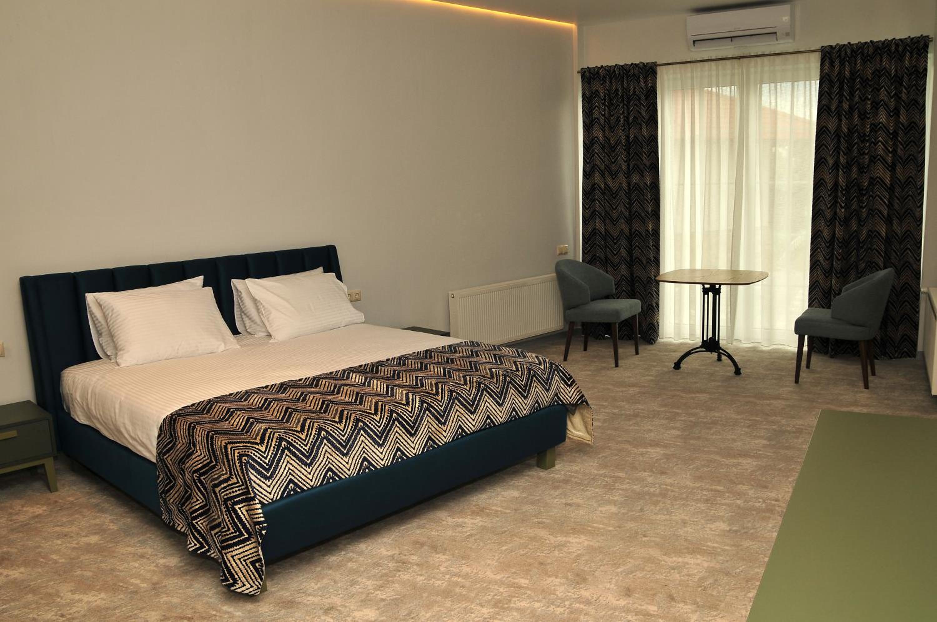 Suite with Balcony photo 3