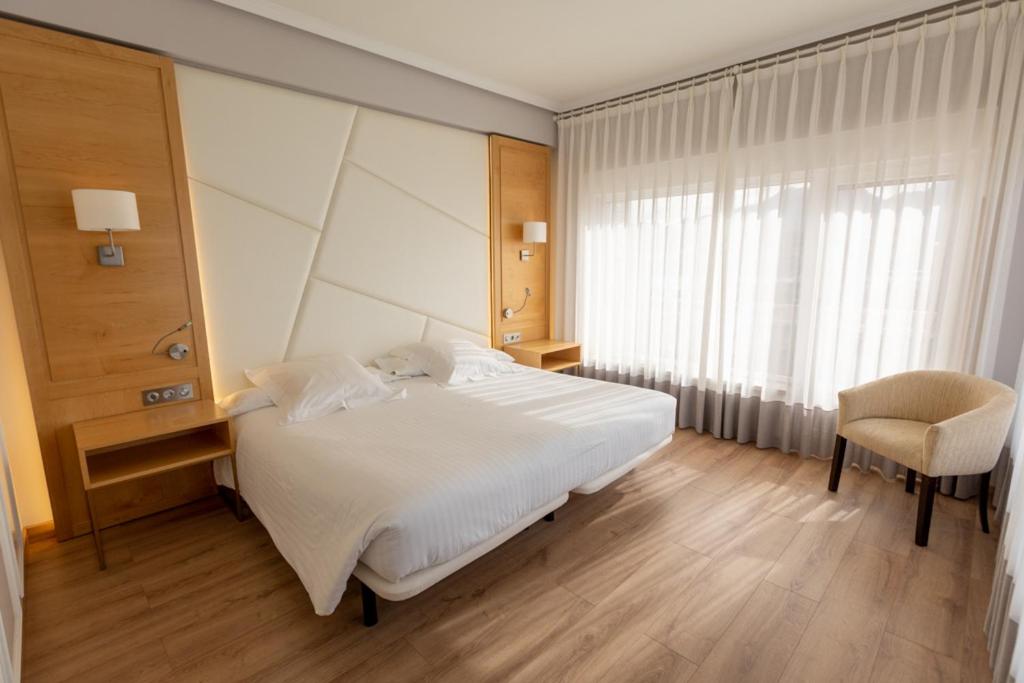 Suite Junior con vista al mar.
