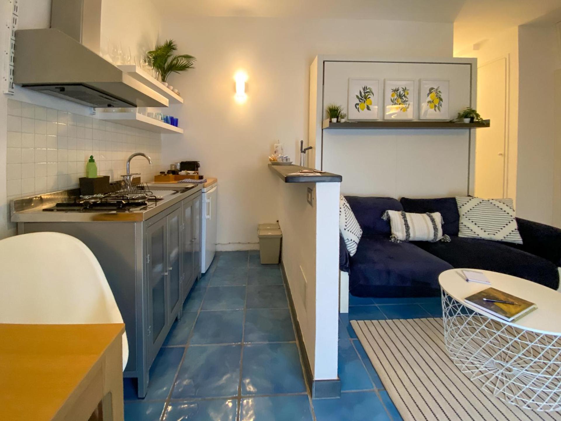 One-Bedroom Apartment - Photo 44