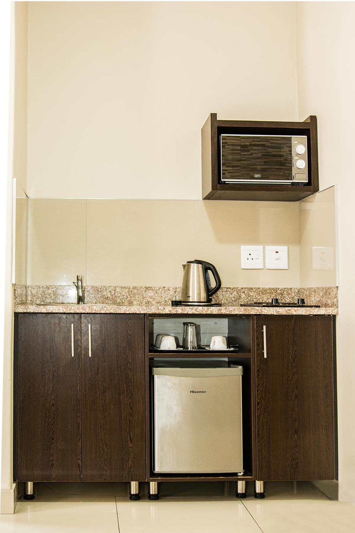 Self-Catering Room - Photo 7