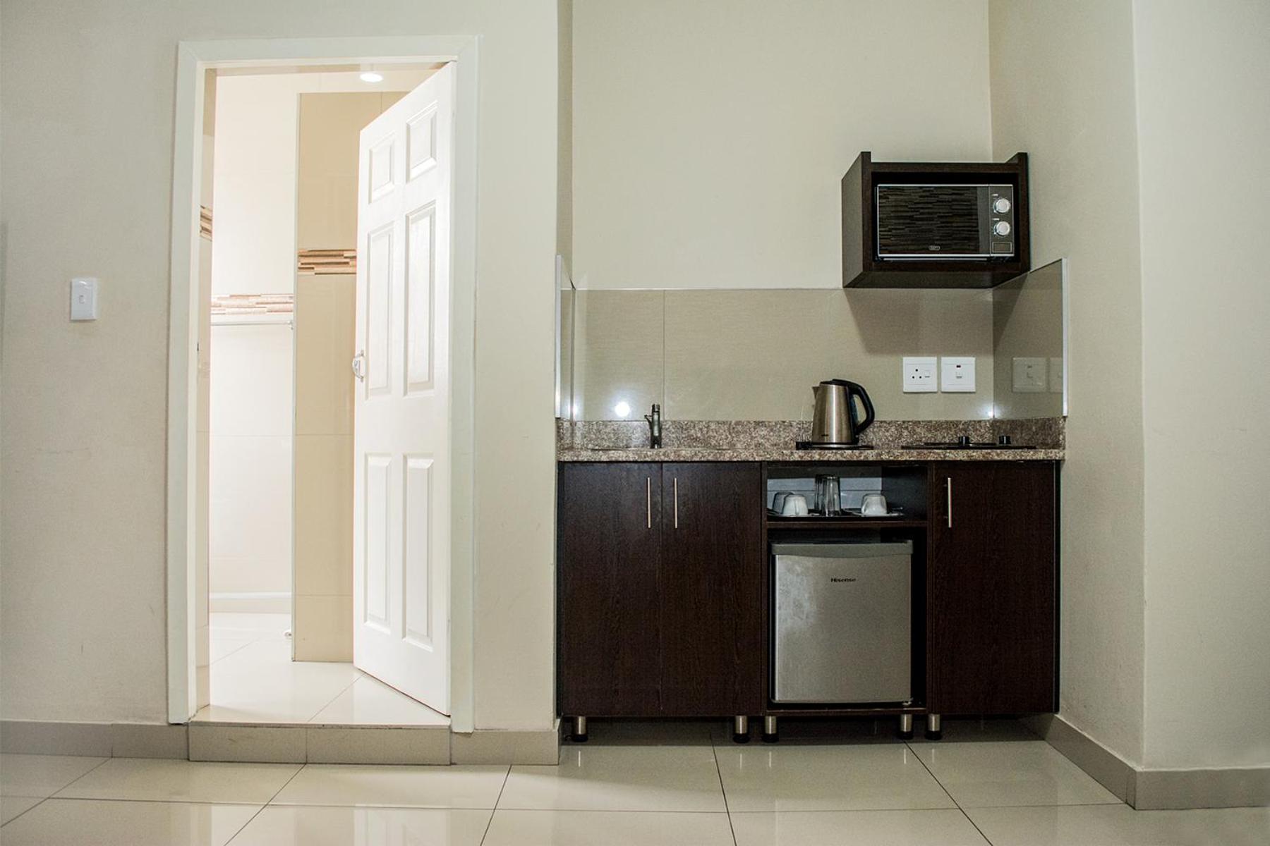 Family Room - Photo 19