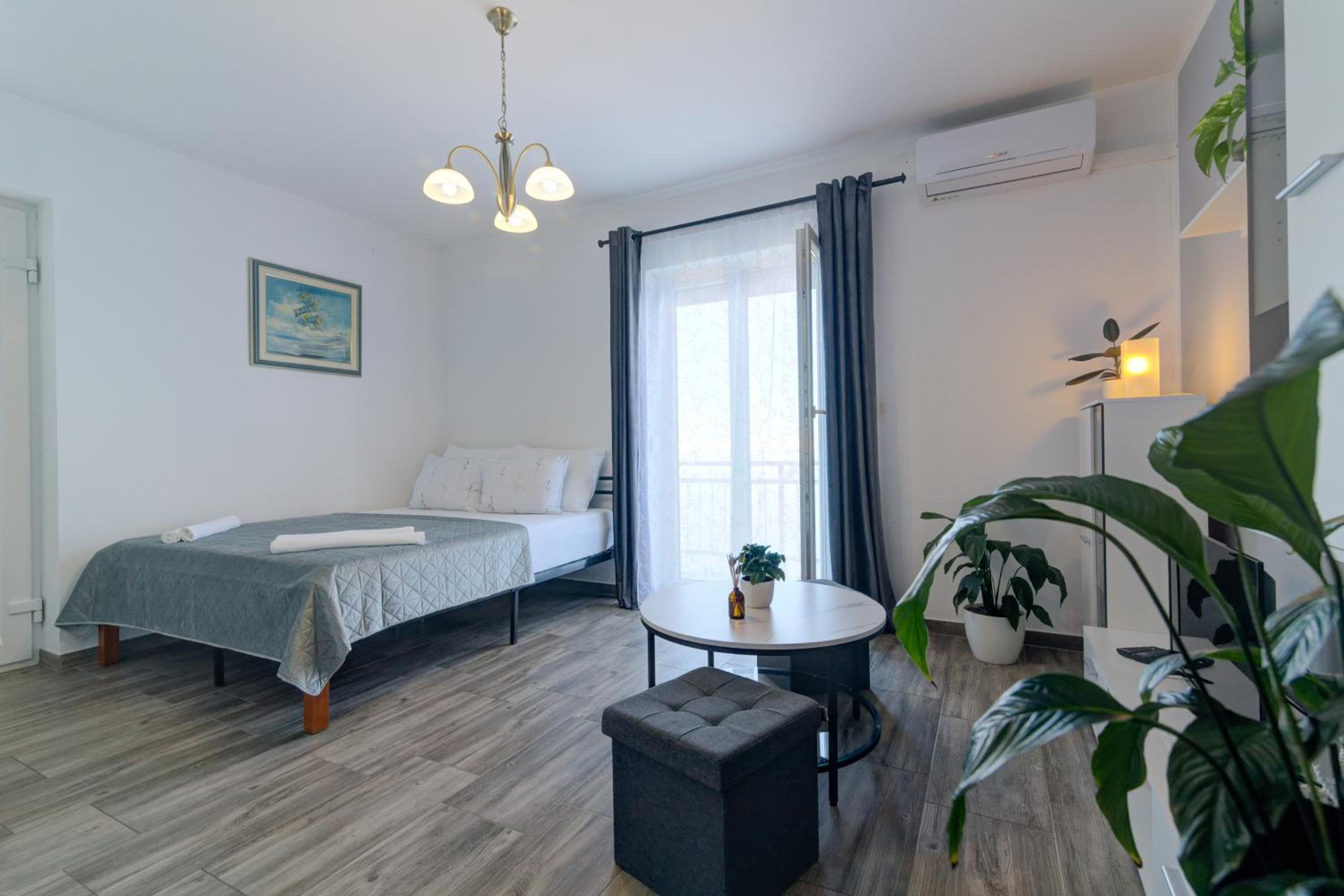 Apartment with Sea View photo 1